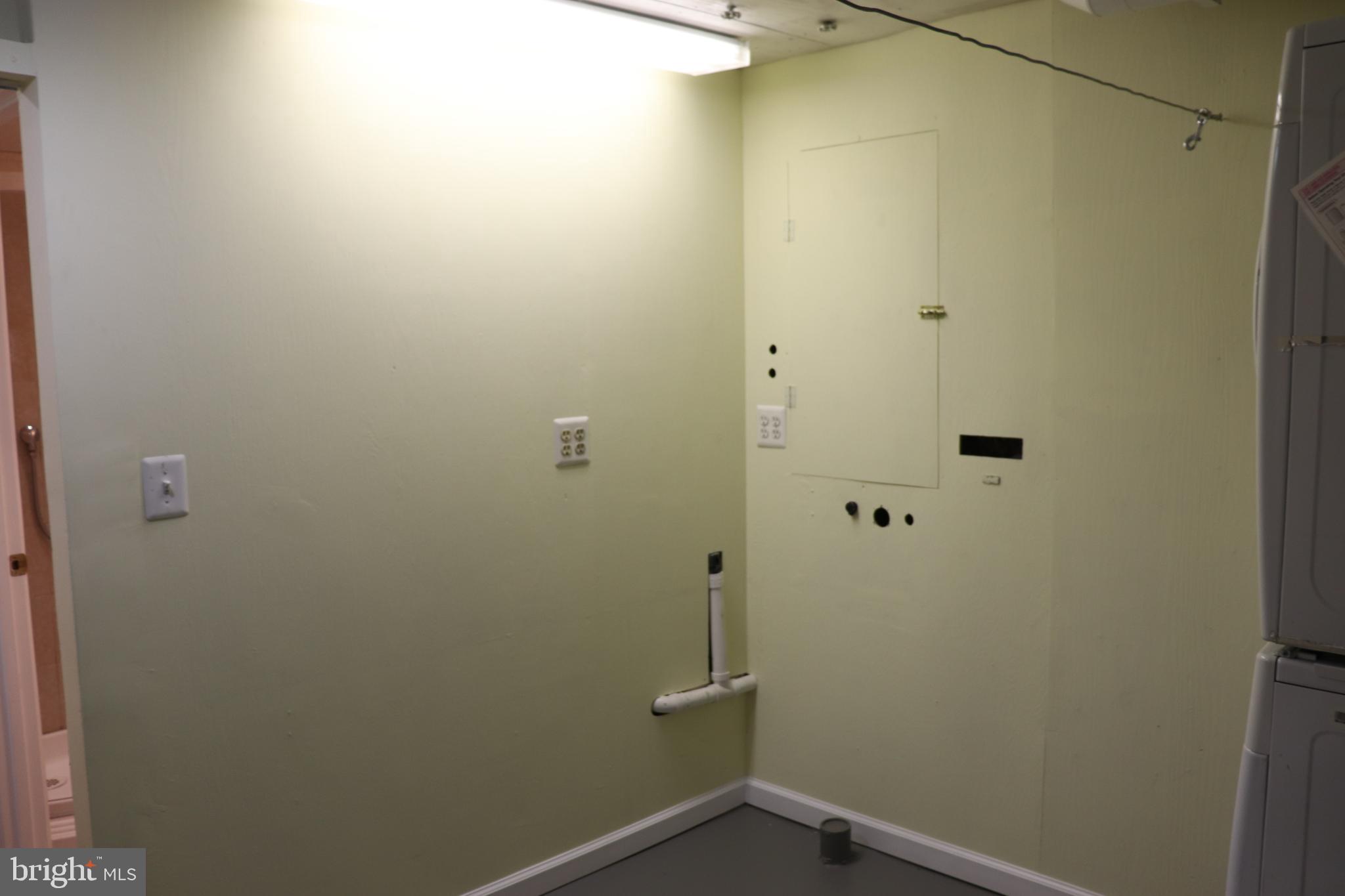 SPRINGFIELD OAKS - Residential