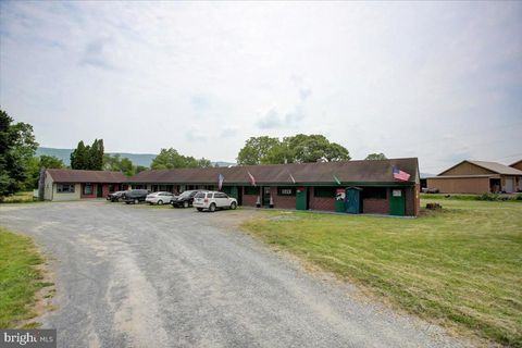 Multifamily For Sale - 12494 Path Valley Road<br/> Franklin County, WILLOW HILL, PA 17221