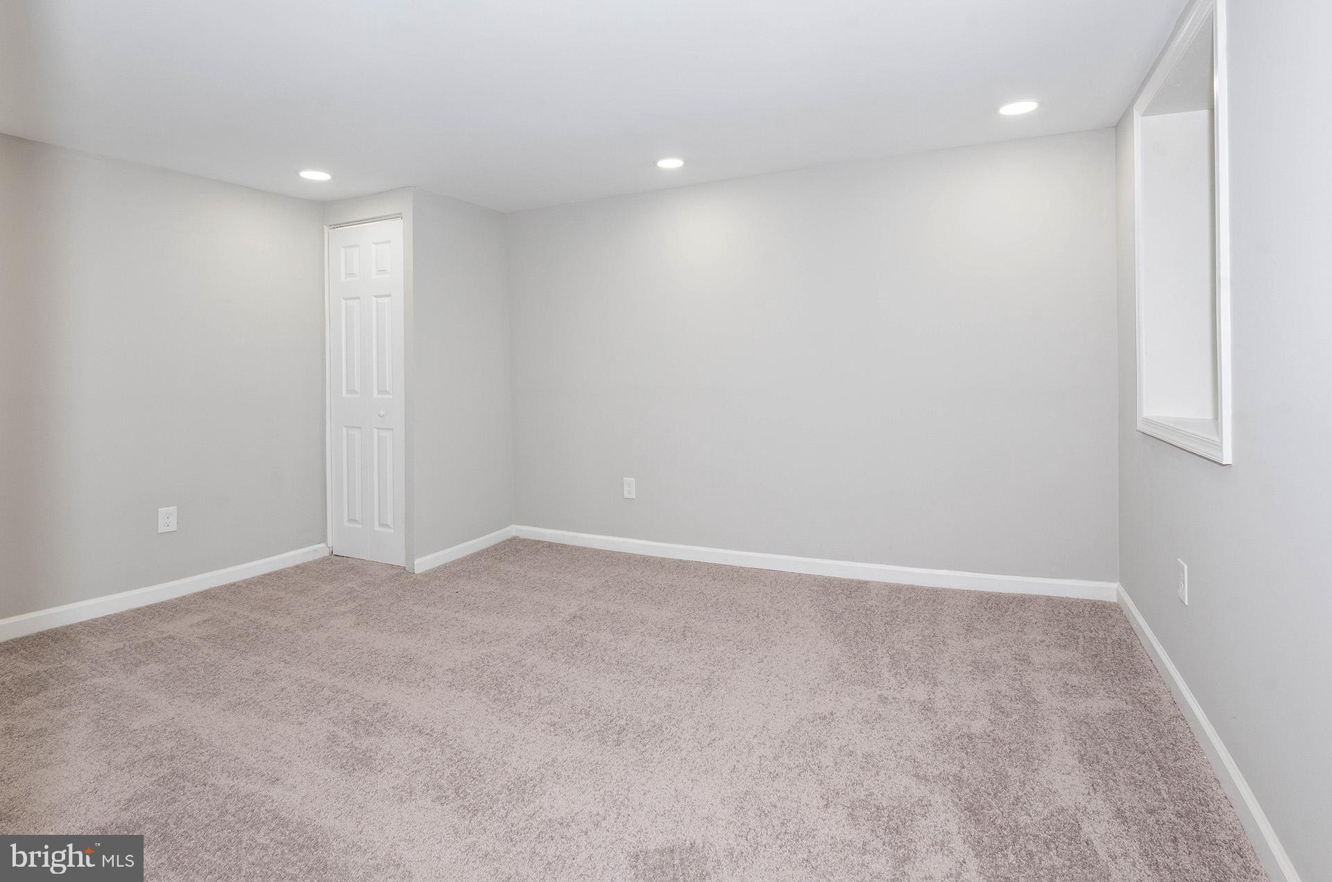 MOUNT WASHINGTON - Residential