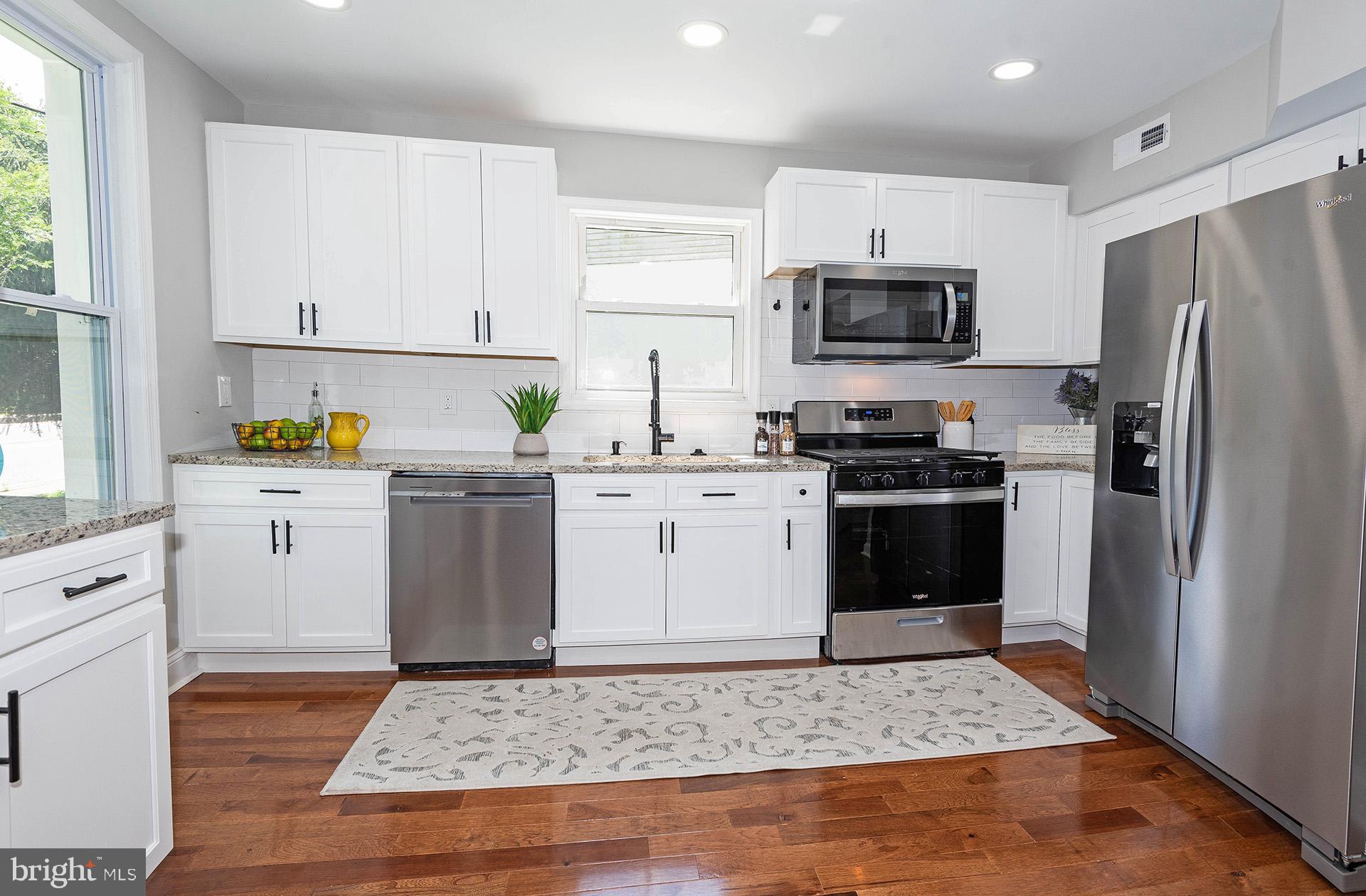 MOUNT WASHINGTON - Residential