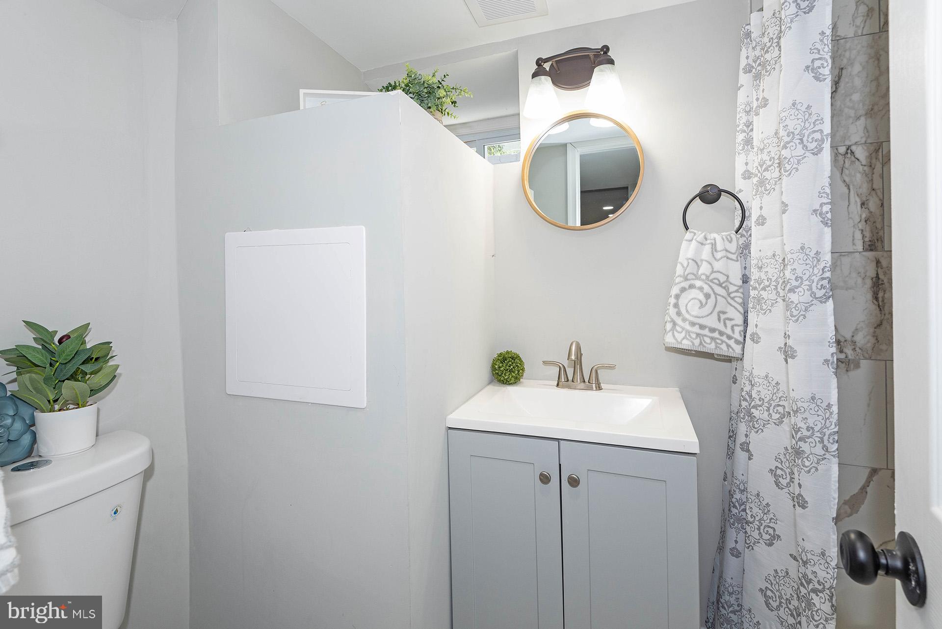 MOUNT WASHINGTON - Residential