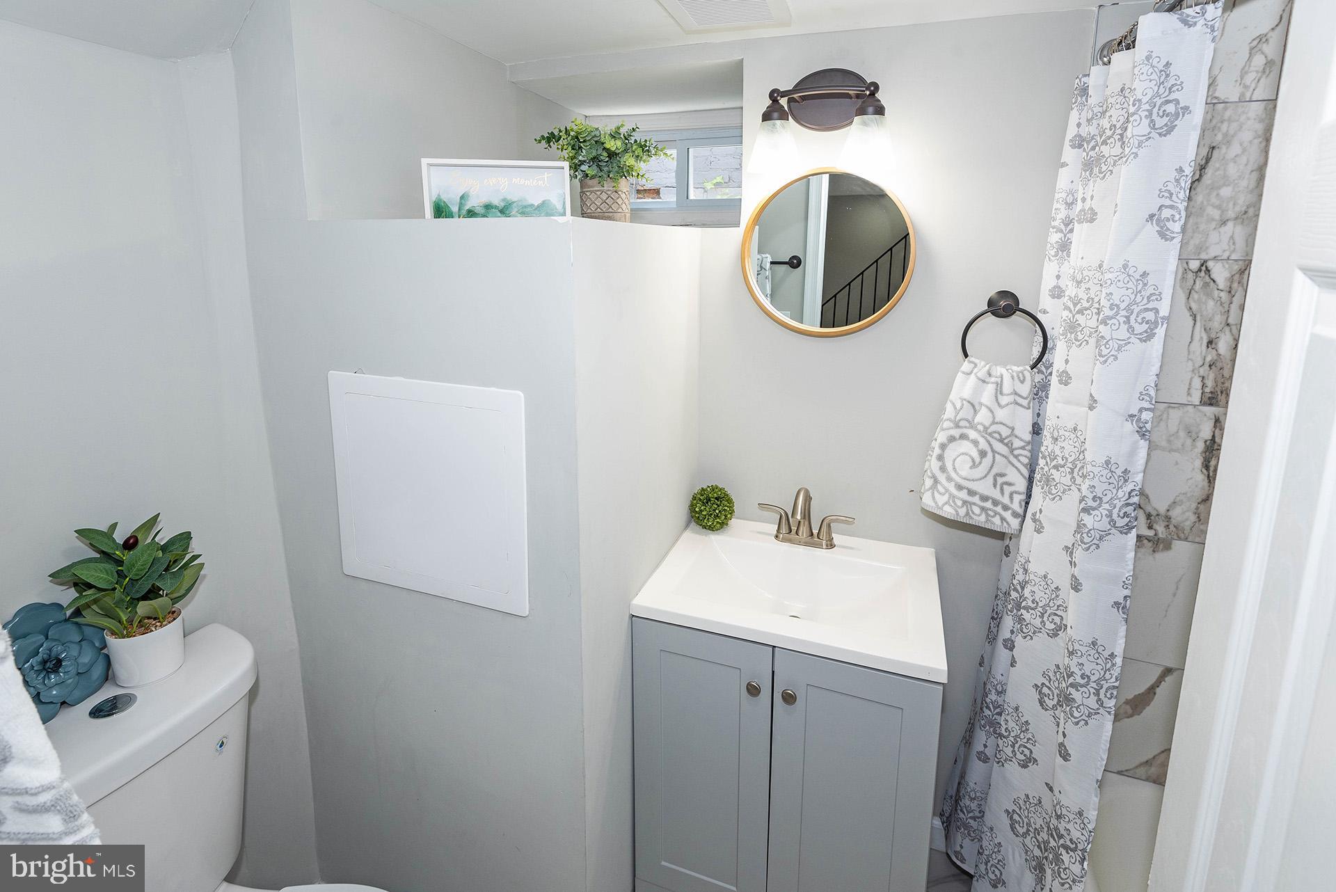 MOUNT WASHINGTON - Residential