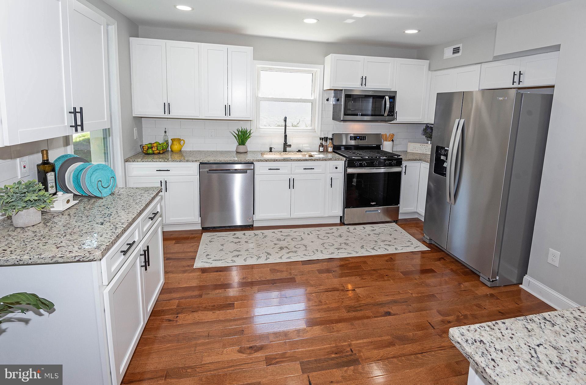 MOUNT WASHINGTON - Residential