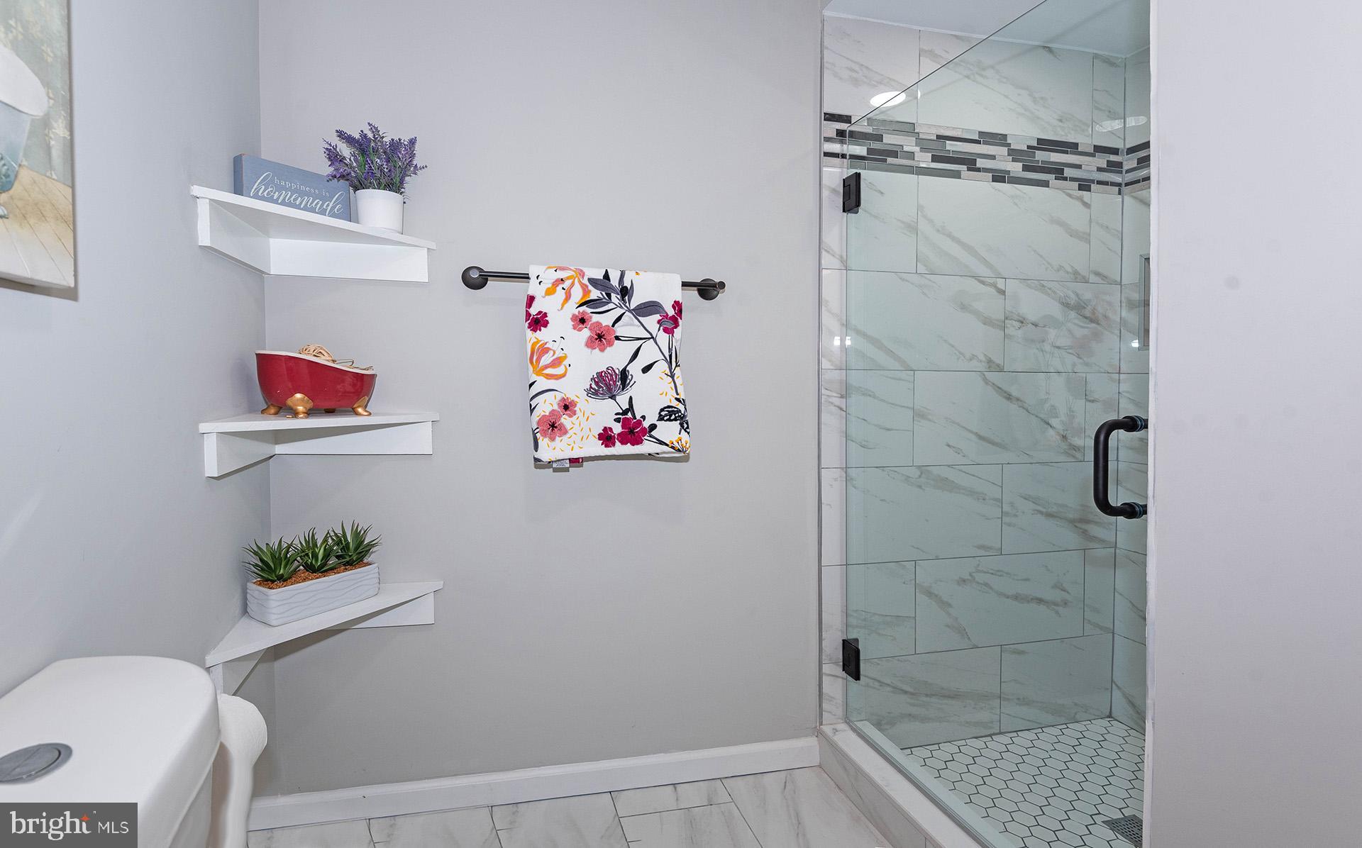 MOUNT WASHINGTON - Residential