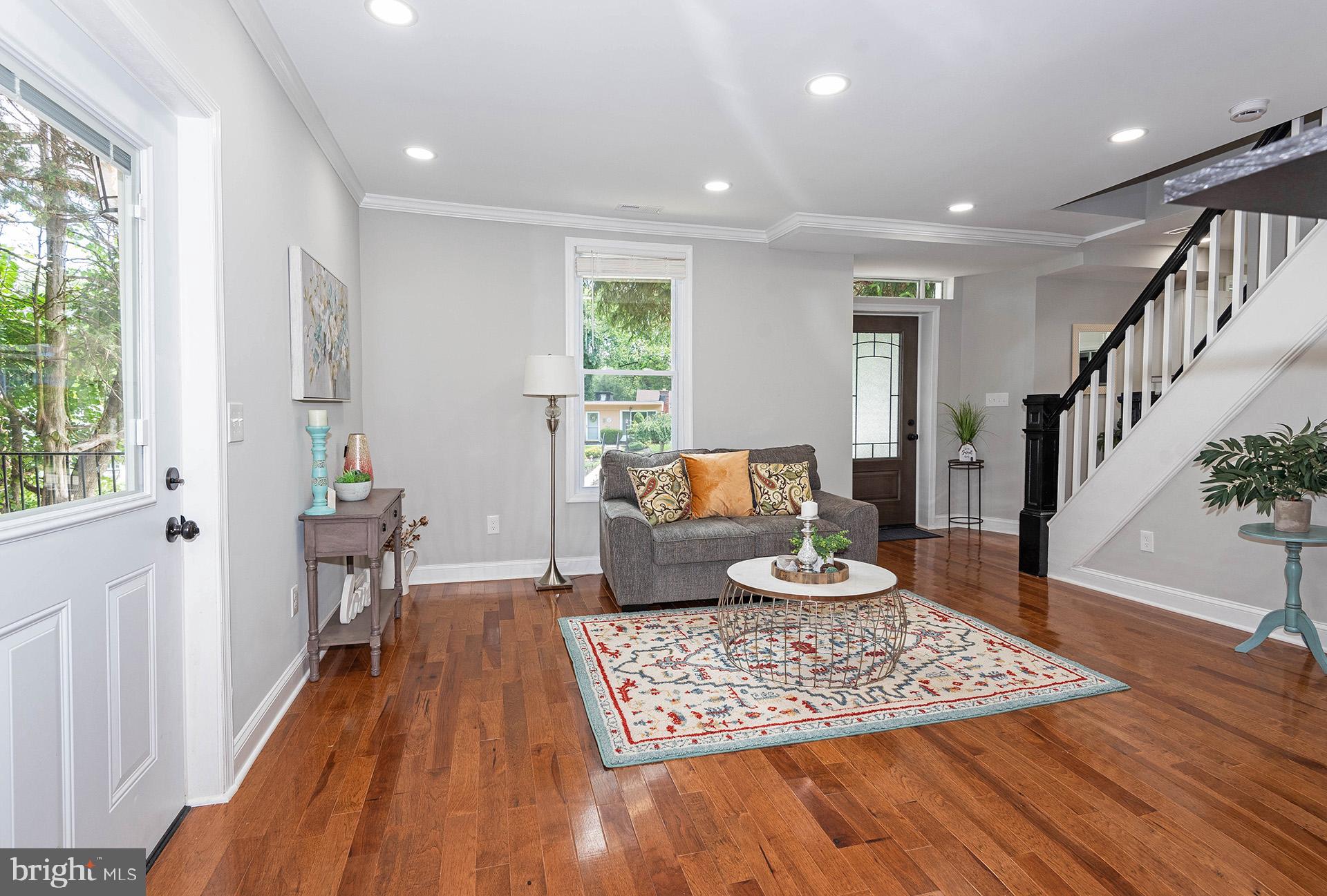 MOUNT WASHINGTON - Residential