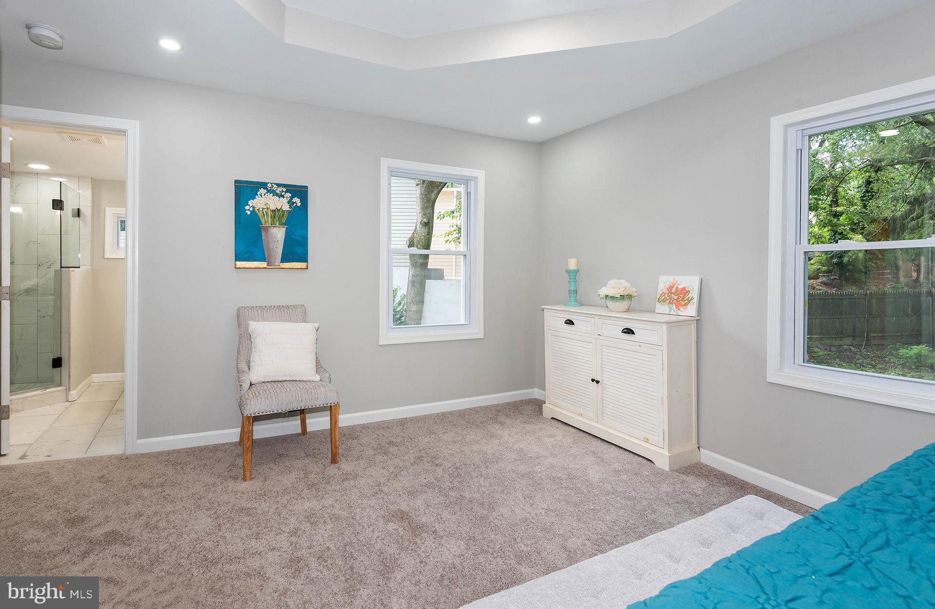 MOUNT WASHINGTON - Residential