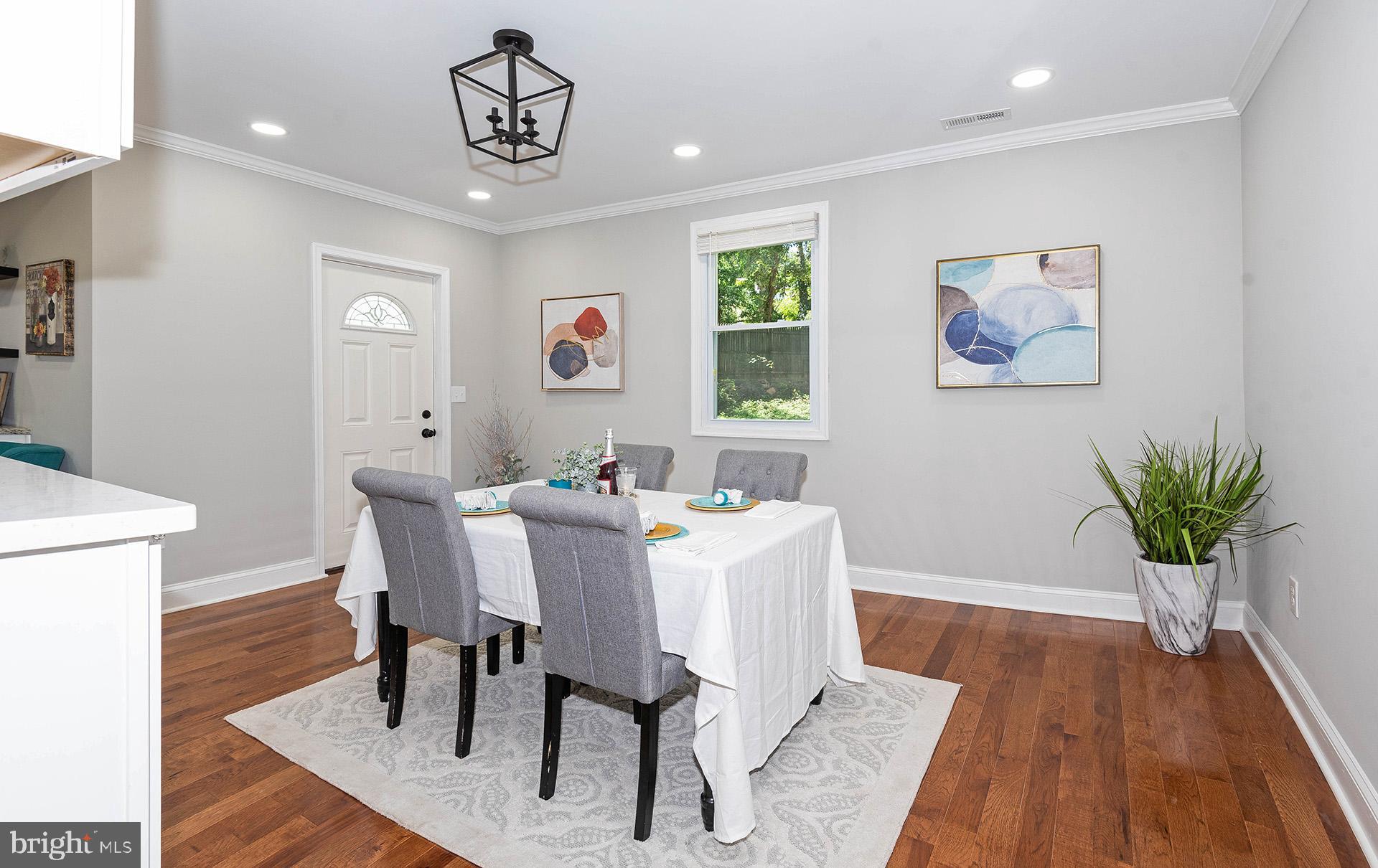 MOUNT WASHINGTON - Residential