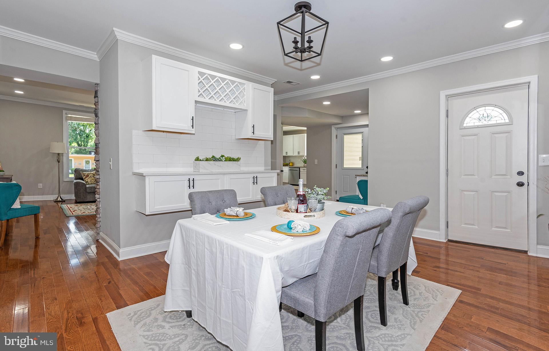 MOUNT WASHINGTON - Residential