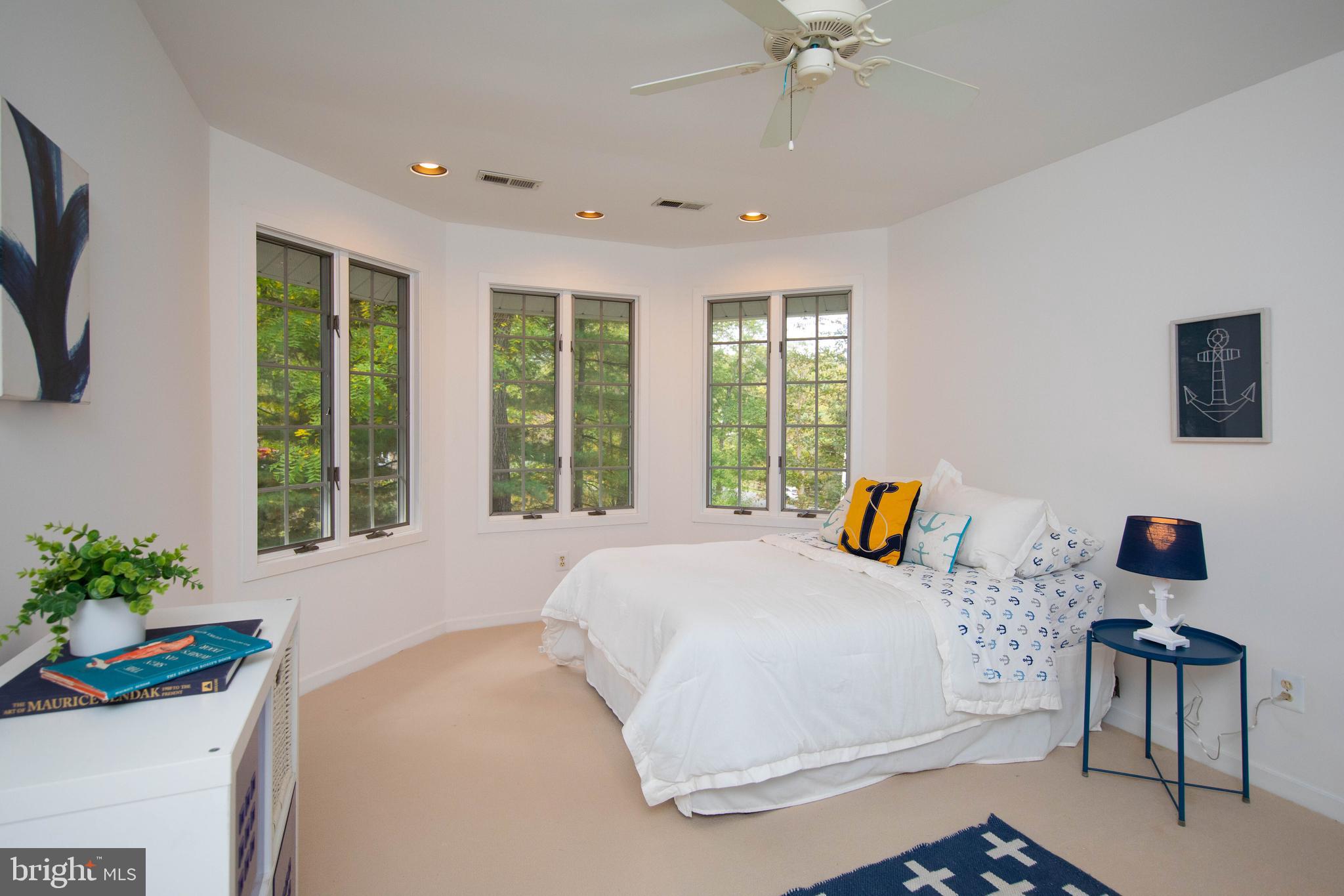 LAFAYETTE HILL - Residential