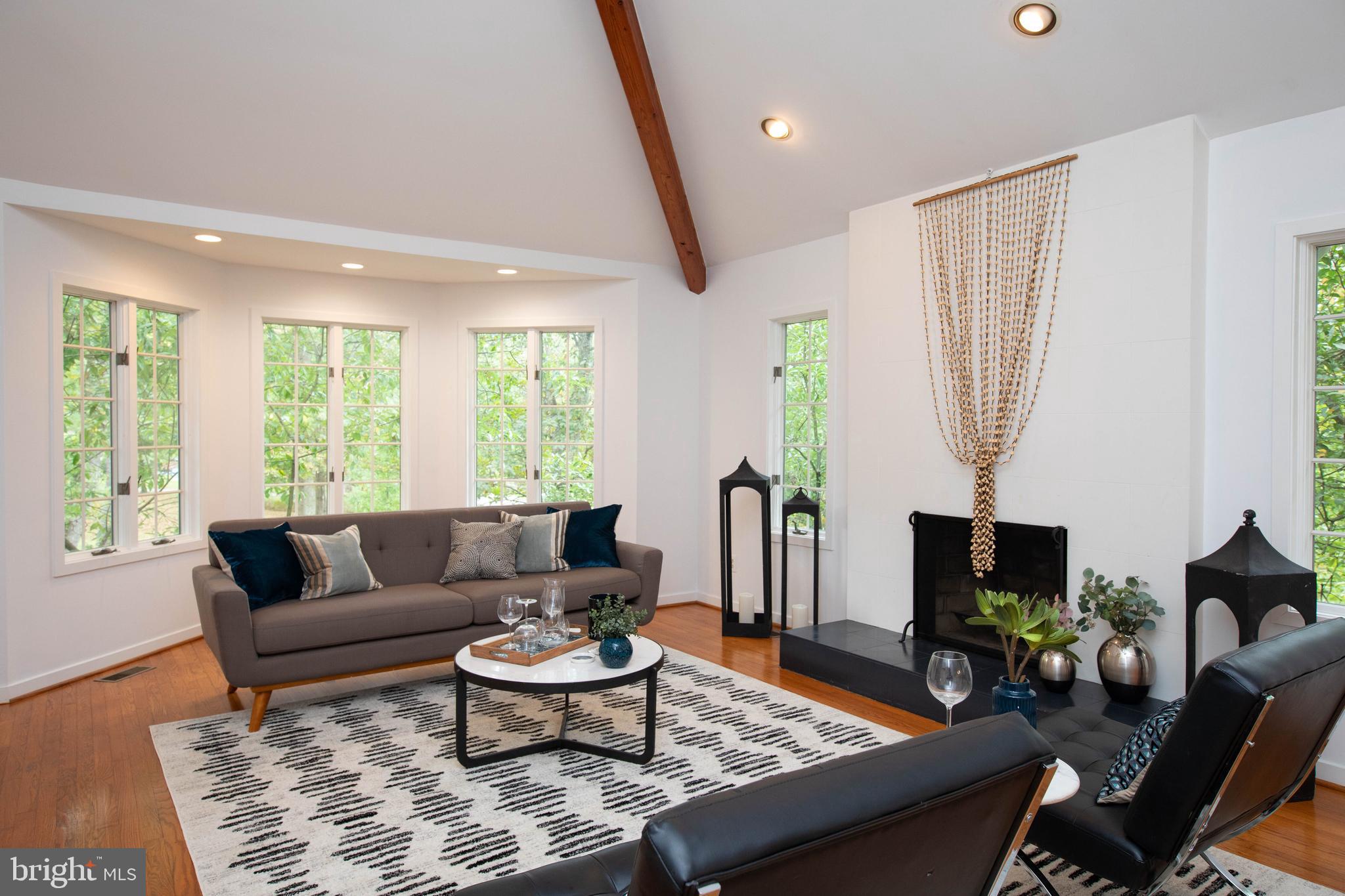 LAFAYETTE HILL - Residential