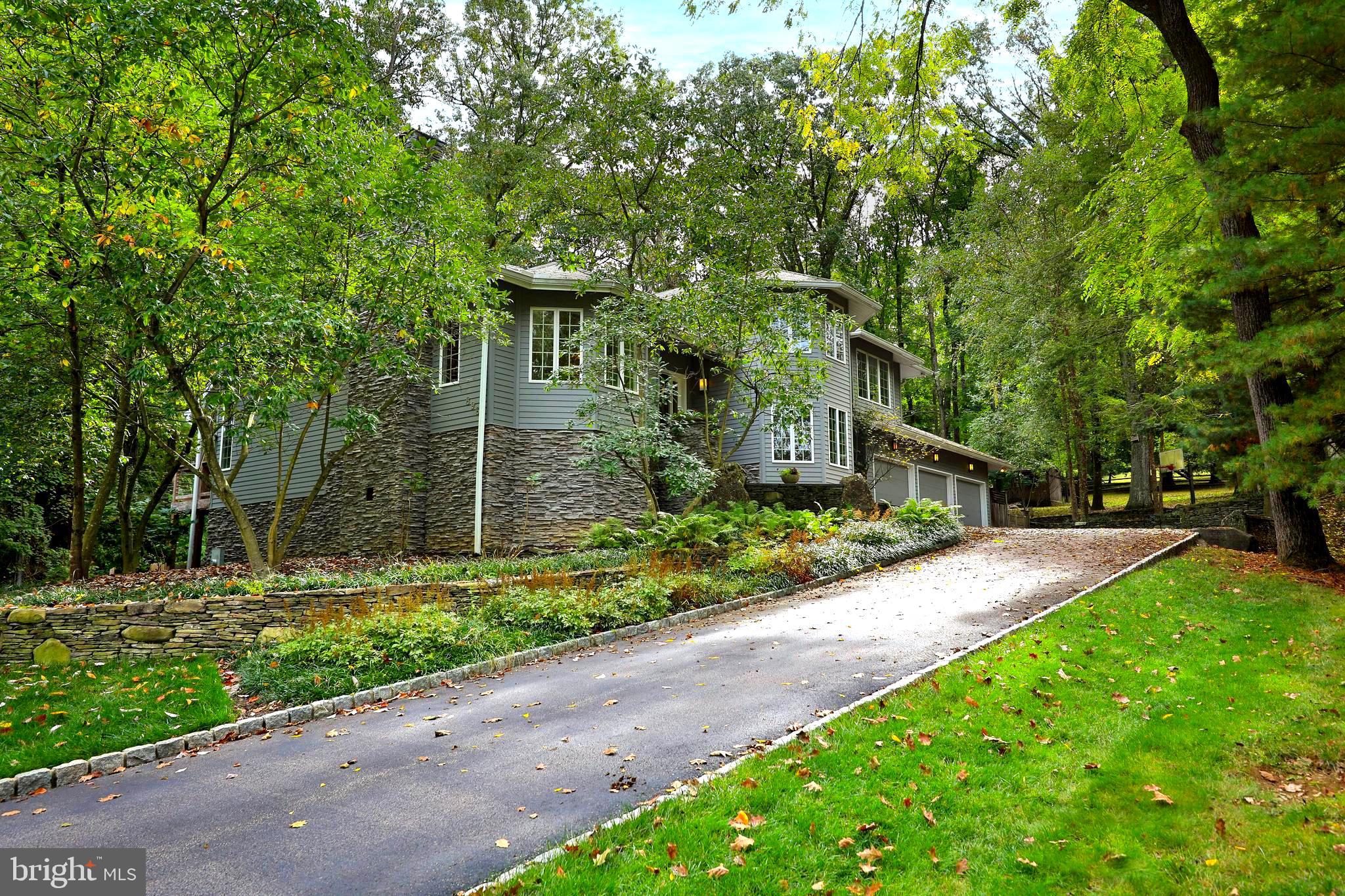 LAFAYETTE HILL - Residential