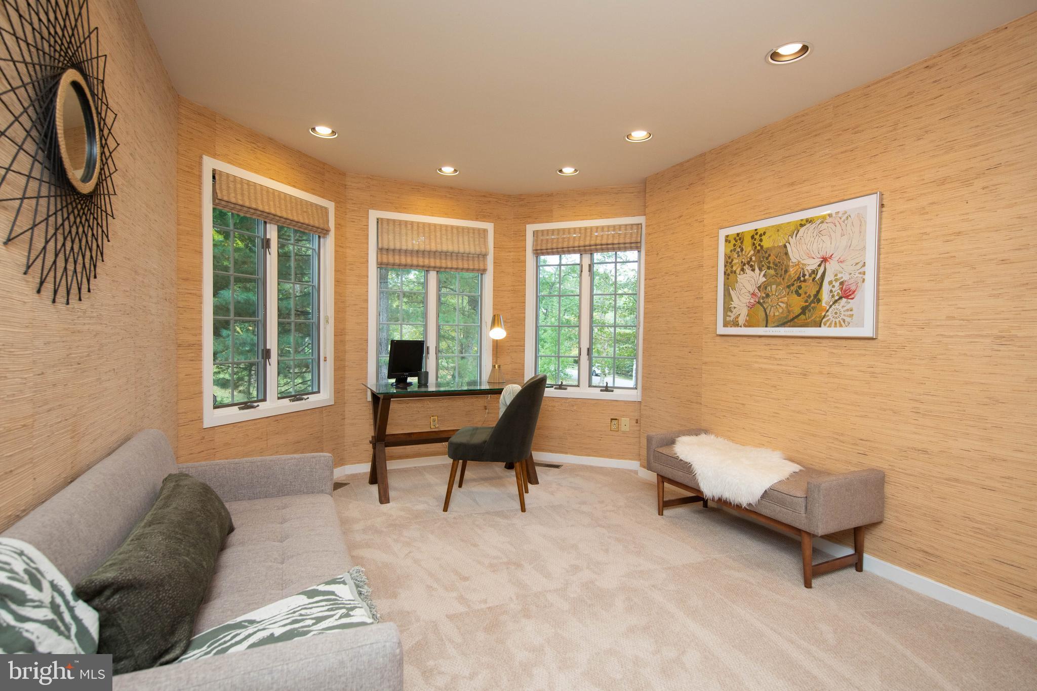 LAFAYETTE HILL - Residential