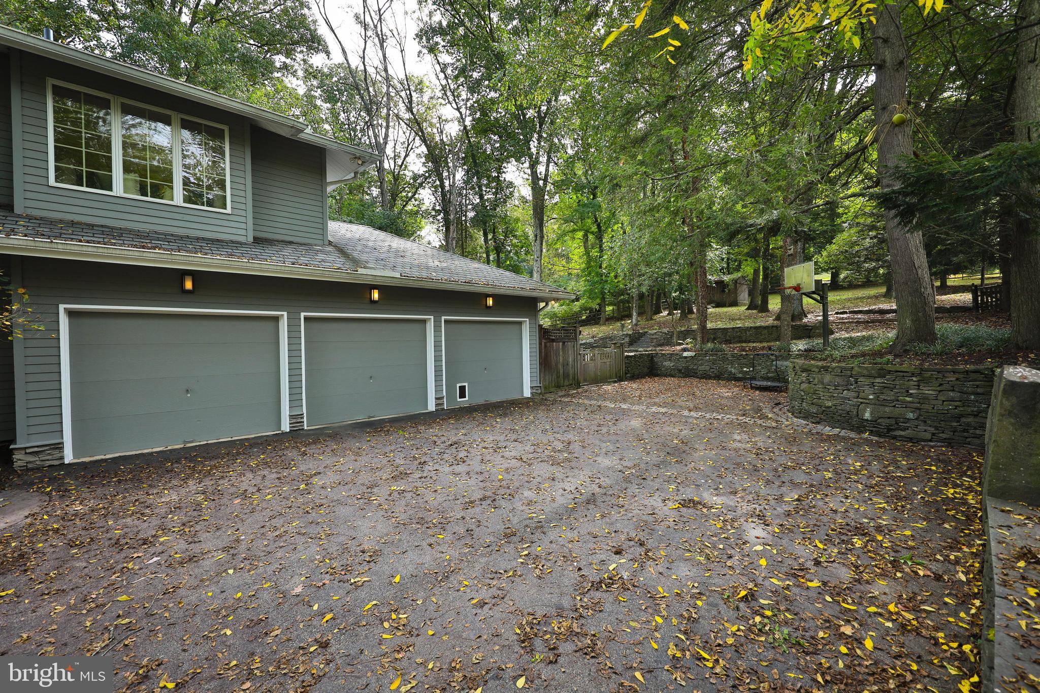 LAFAYETTE HILL - Residential