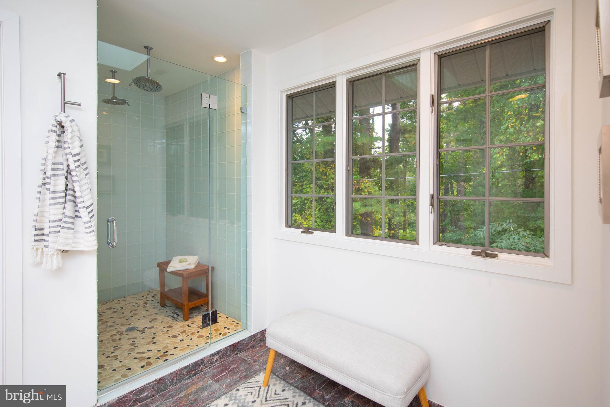 LAFAYETTE HILL - Residential