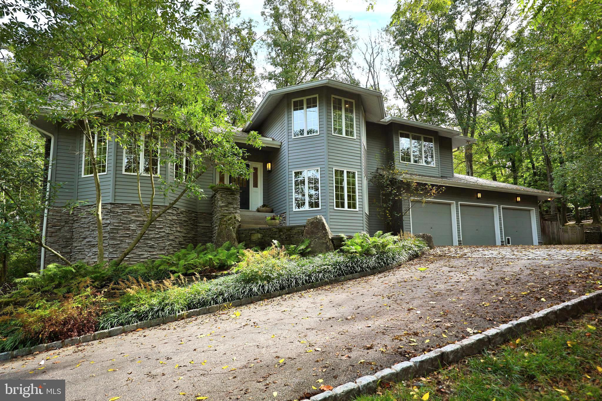 LAFAYETTE HILL - Residential