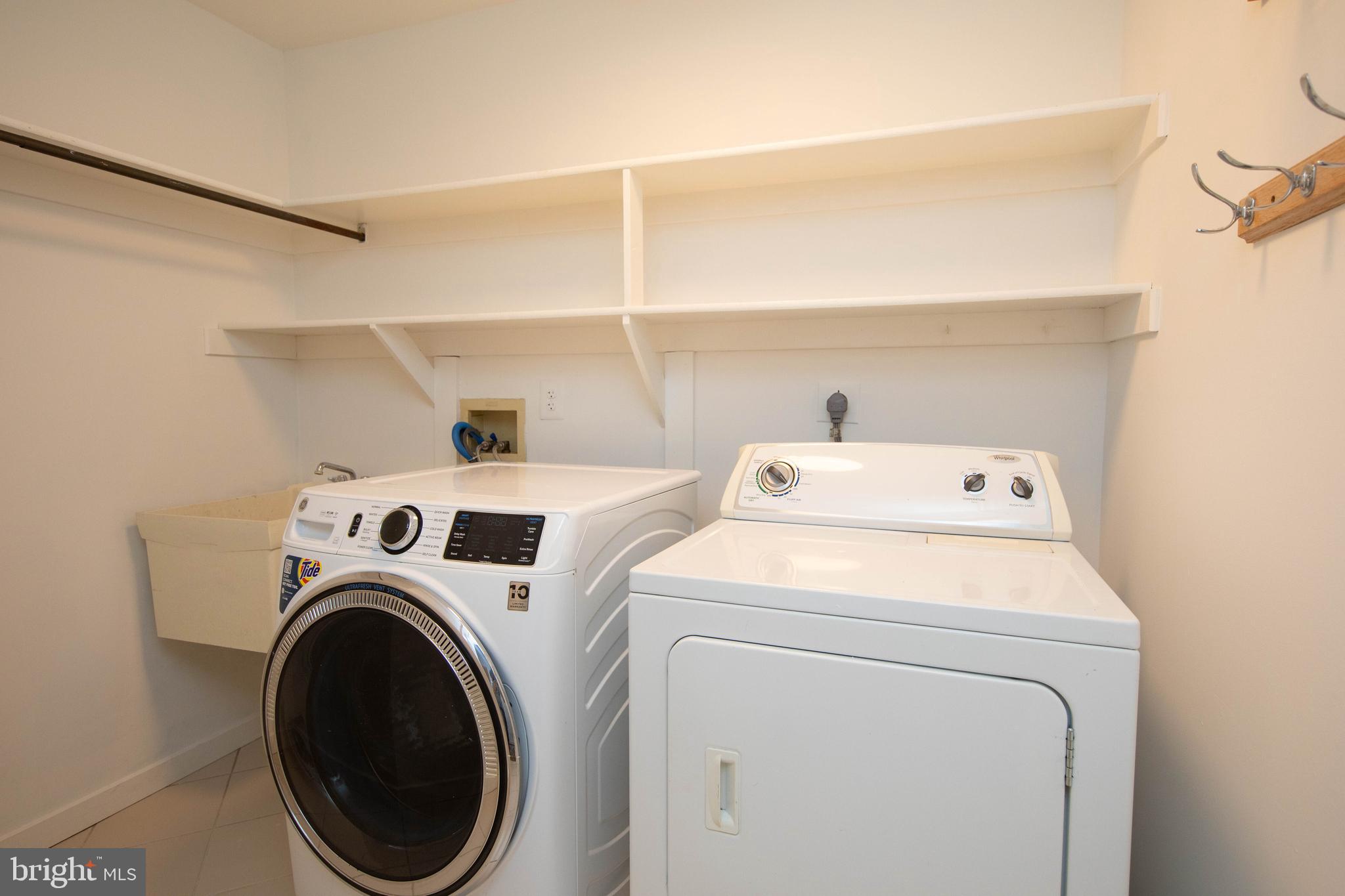 LAFAYETTE HILL - Residential