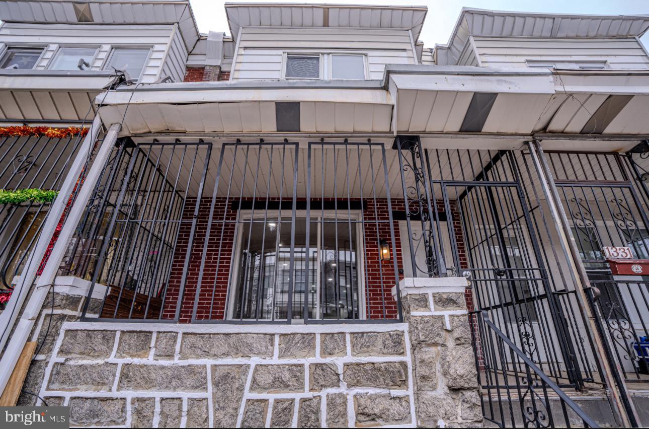 PHILADELPHIA - Residential