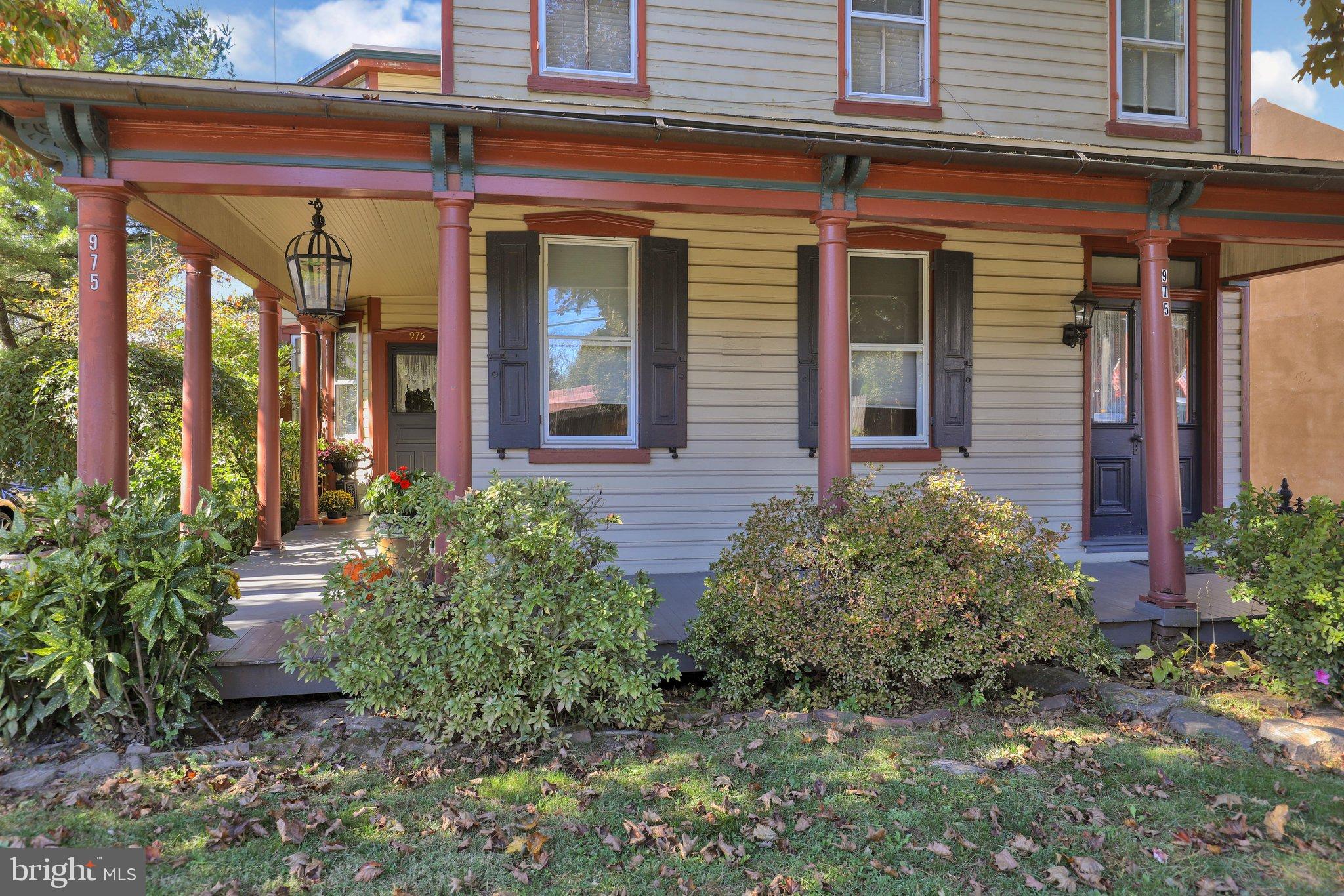 975 GRAVEL PIKE