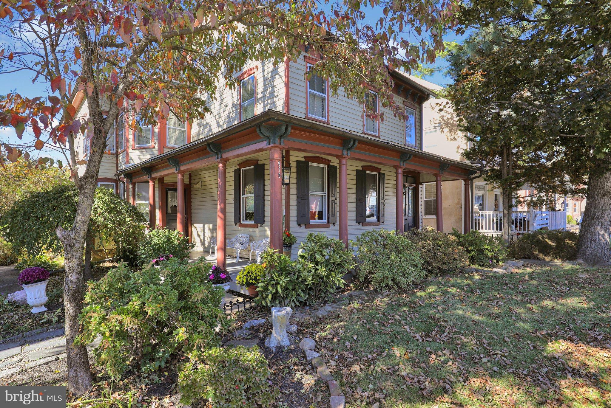 975 GRAVEL PIKE