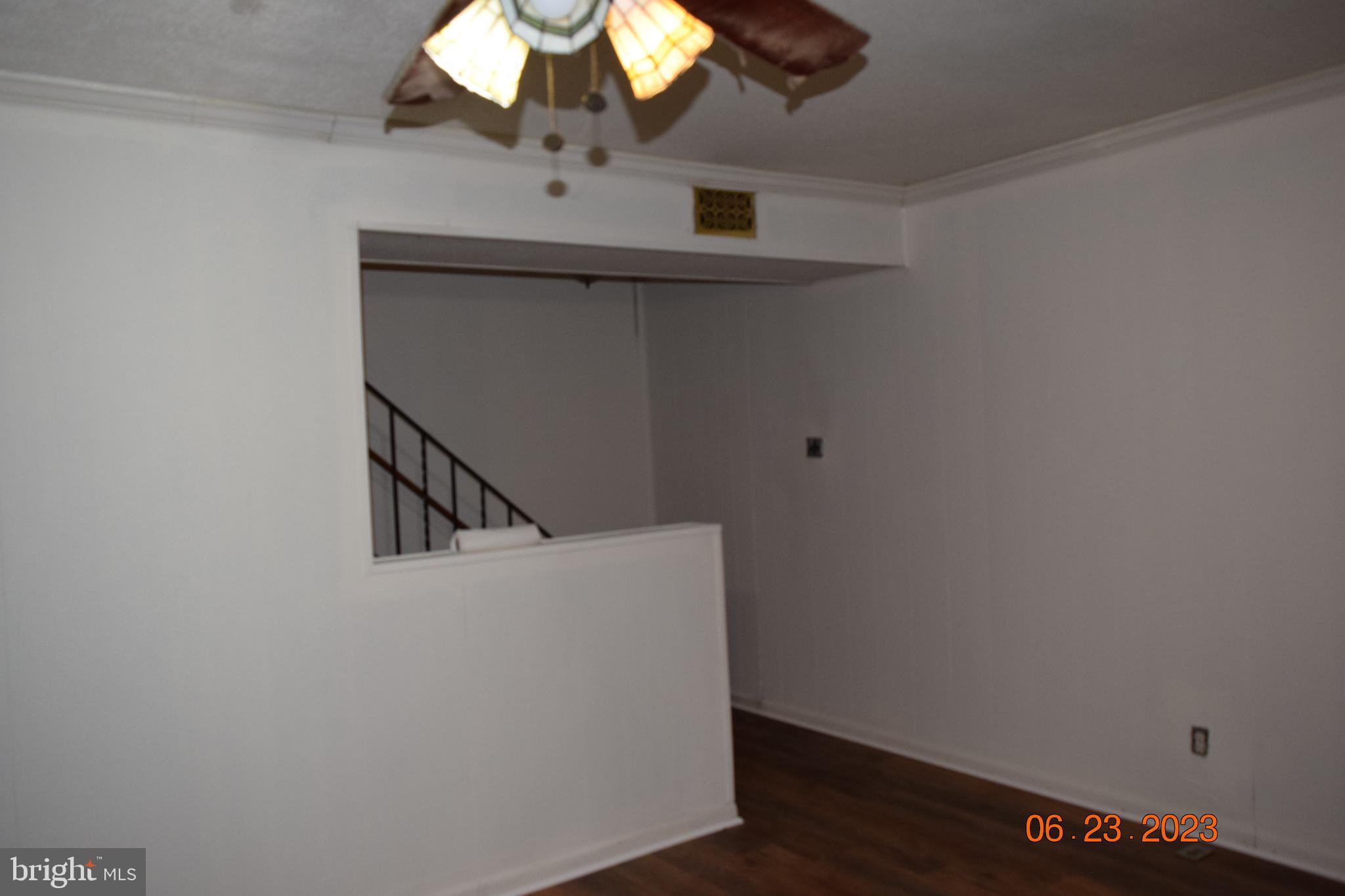 LONDON TOWNE - Residential