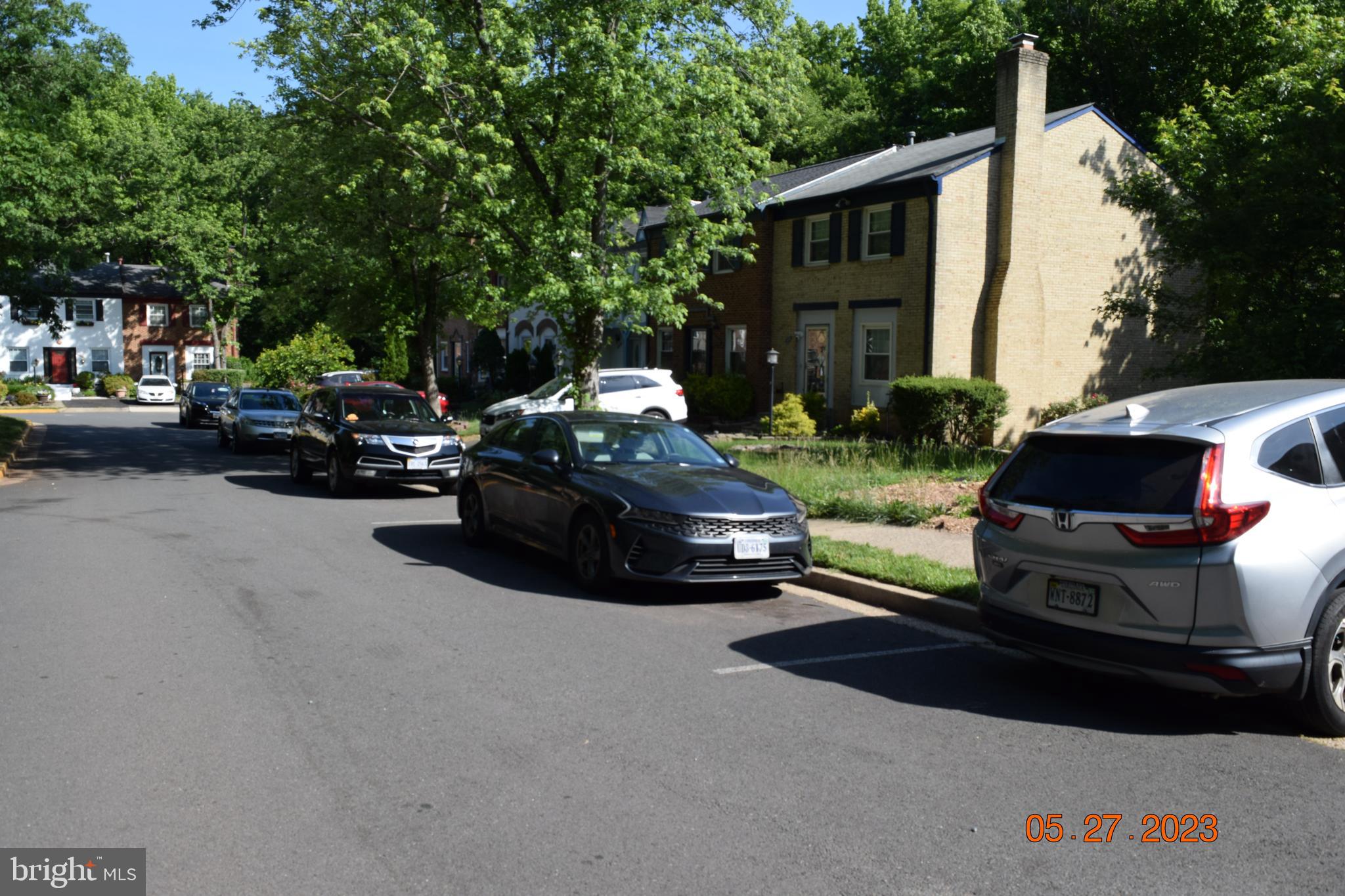 LONDON TOWNE - Residential