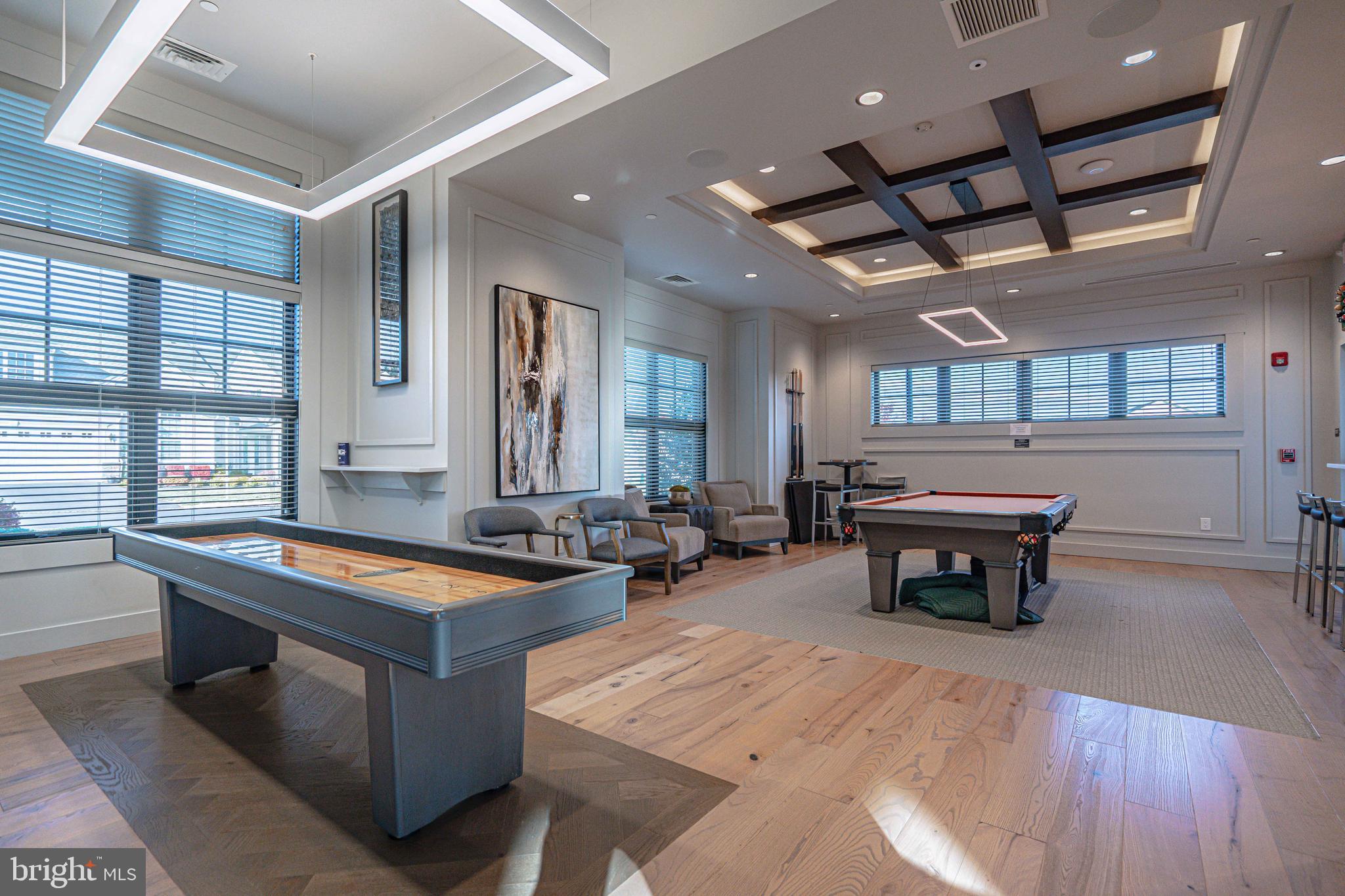 REGENCY AT SOUTH WHITEHALL - Residential