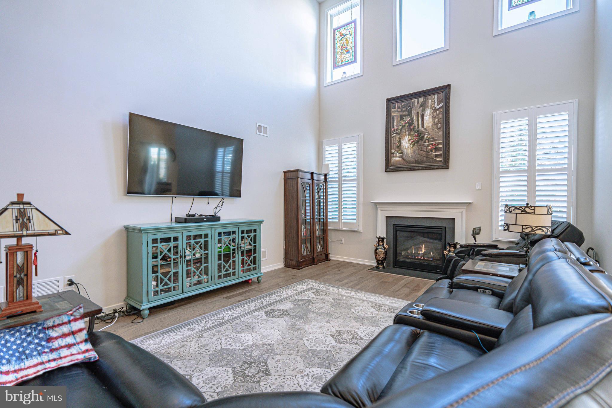 REGENCY AT SOUTH WHITEHALL - Residential