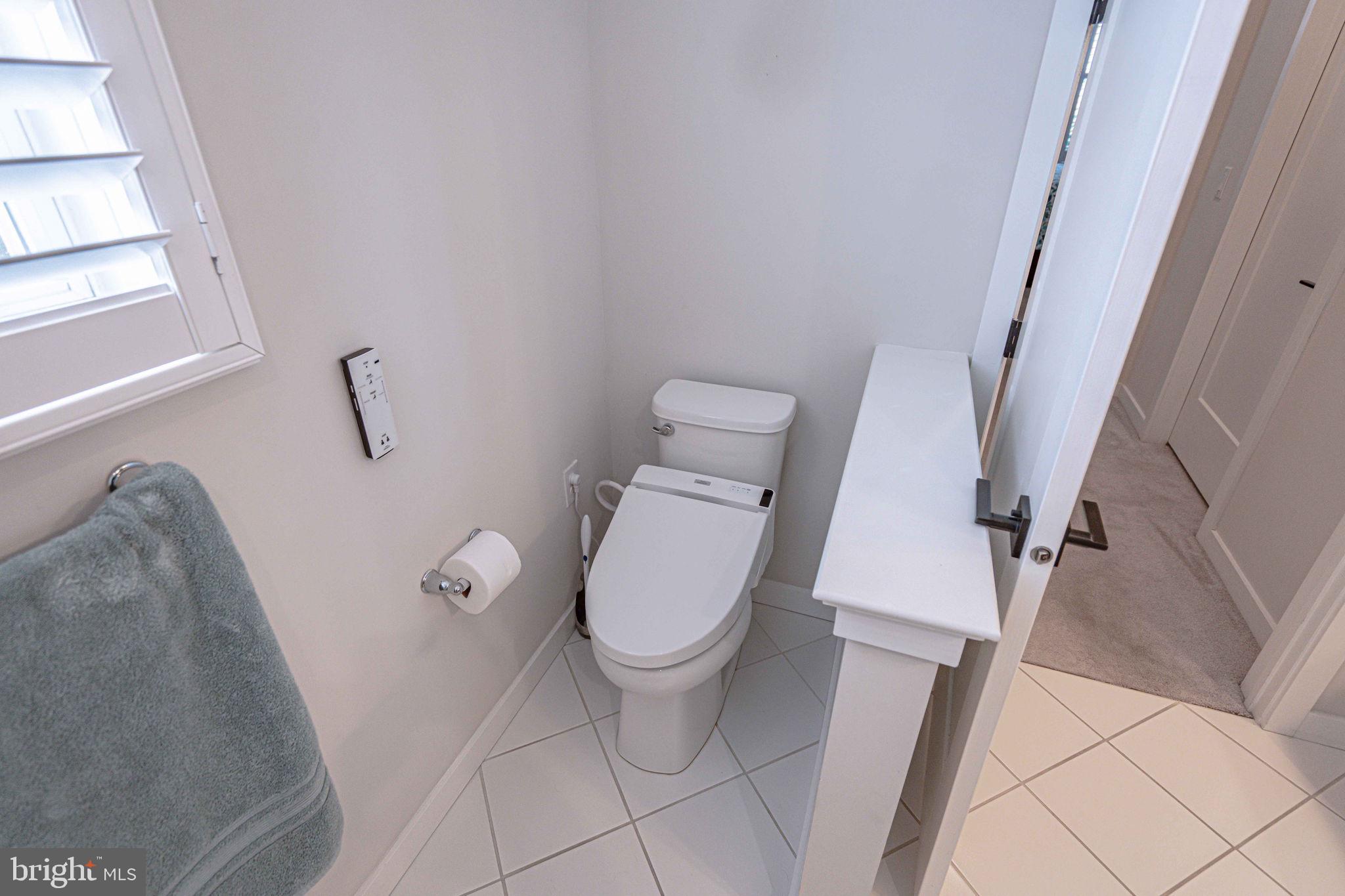 REGENCY AT SOUTH WHITEHALL - Residential