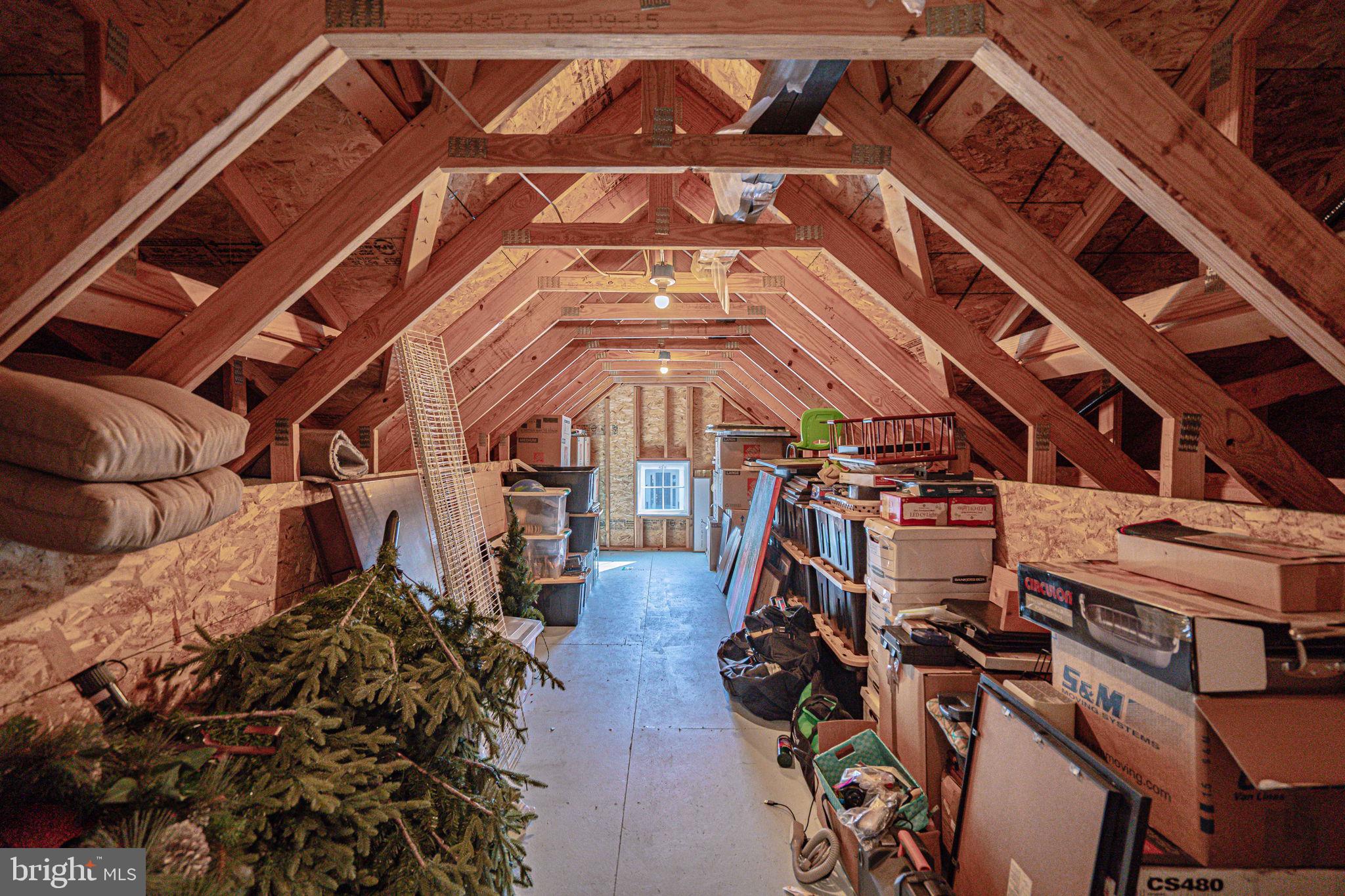 REGENCY AT SOUTH WHITEHALL - Residential