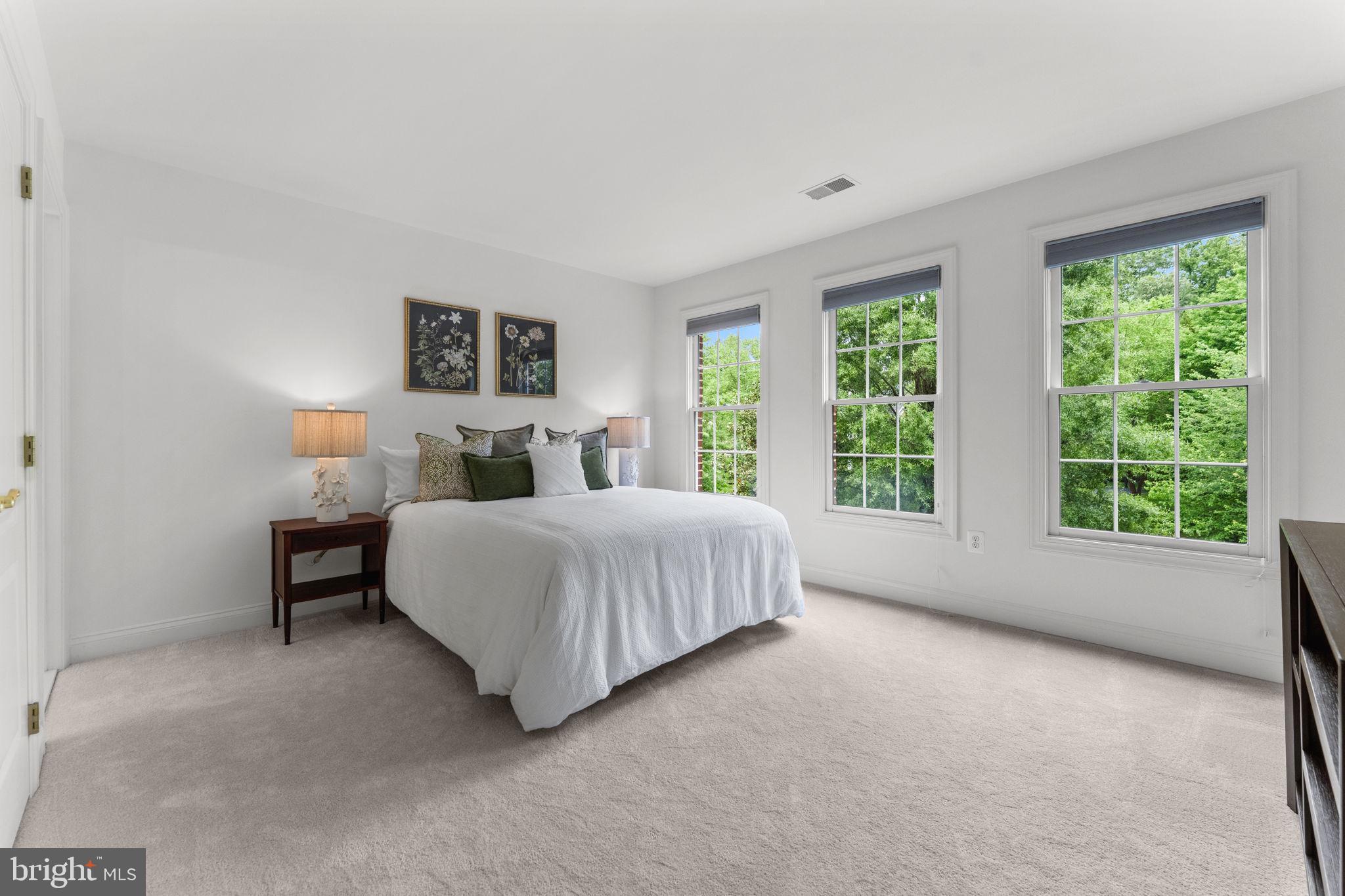 OAK HILL RESERVE - Residential
