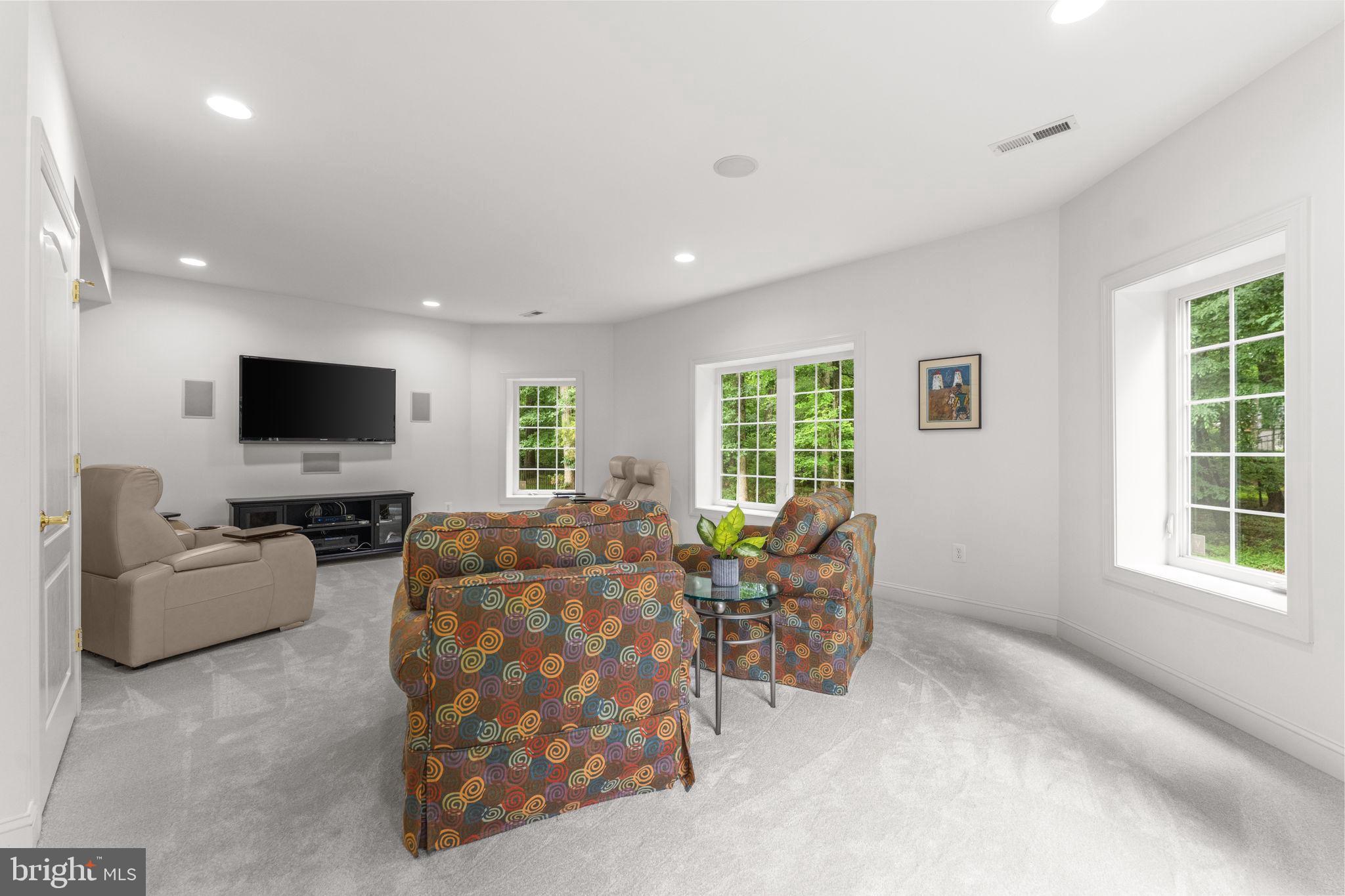 OAK HILL RESERVE - Residential