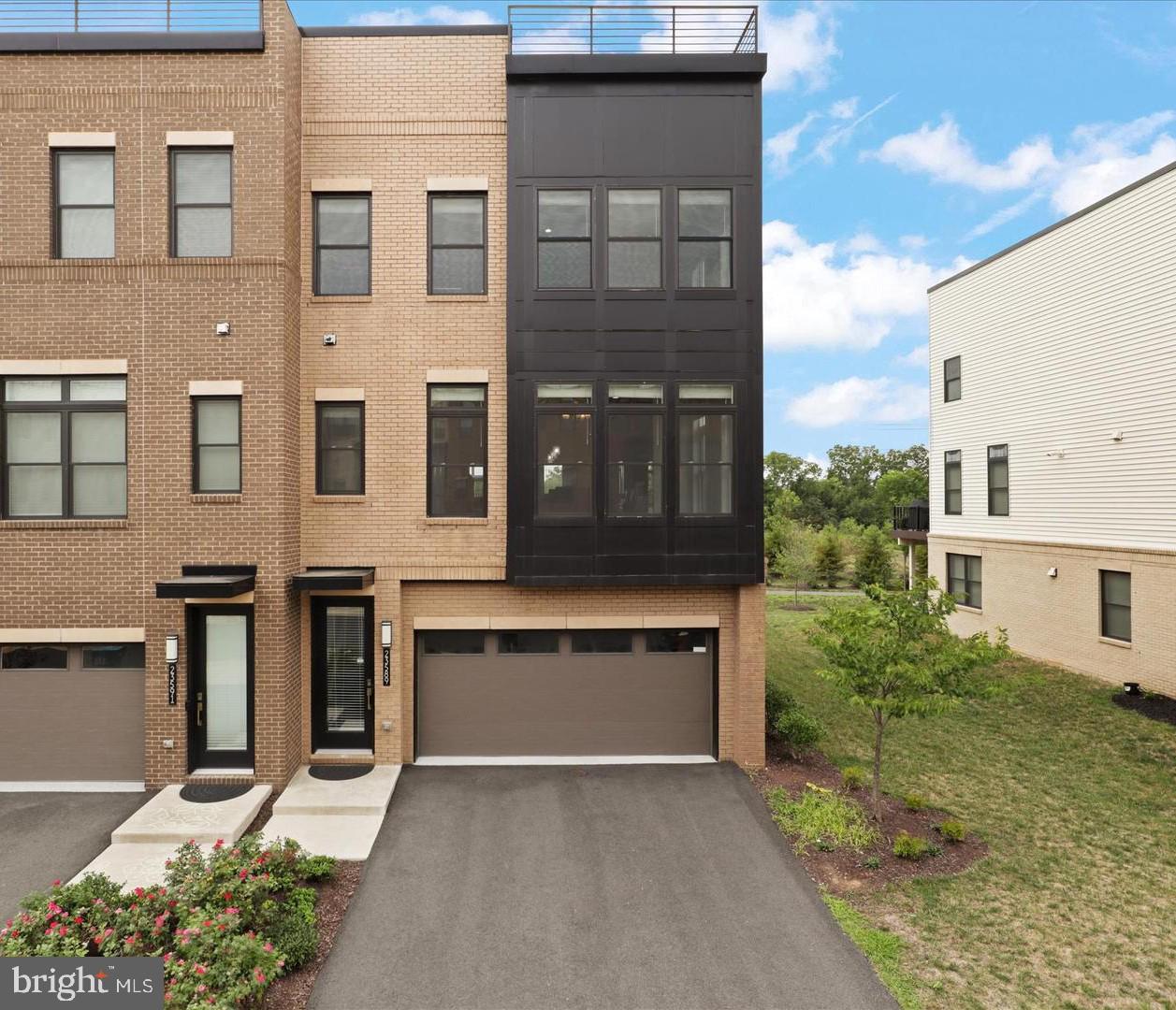 23589 HOPEWELL MANOR TERRACE