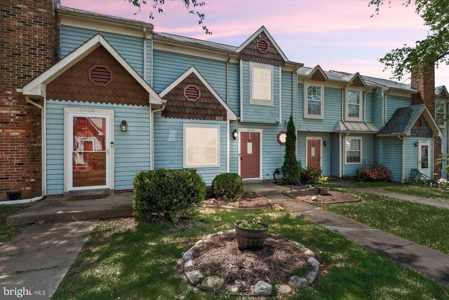 PRICE IMPROVEMENT!!!  This beautiful townhome is a MUST see.  Located in the heart of Spotsylvania!  Convenient to everything right off Courthouse Rd.  Light and spacious kitchen with white cabinets.  Dining space with open-concept to the family room.  Laundry room with washer and dryer included.  The kitchen and all bathrooms are remodeled and coordinate.  The outdoor space is fully fenced and offers privacy and mature plants.