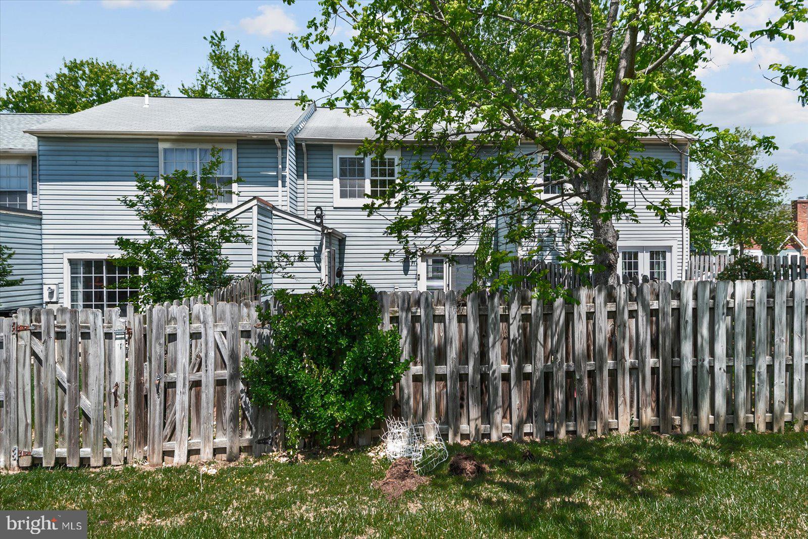 MILL GARDEN - Residential