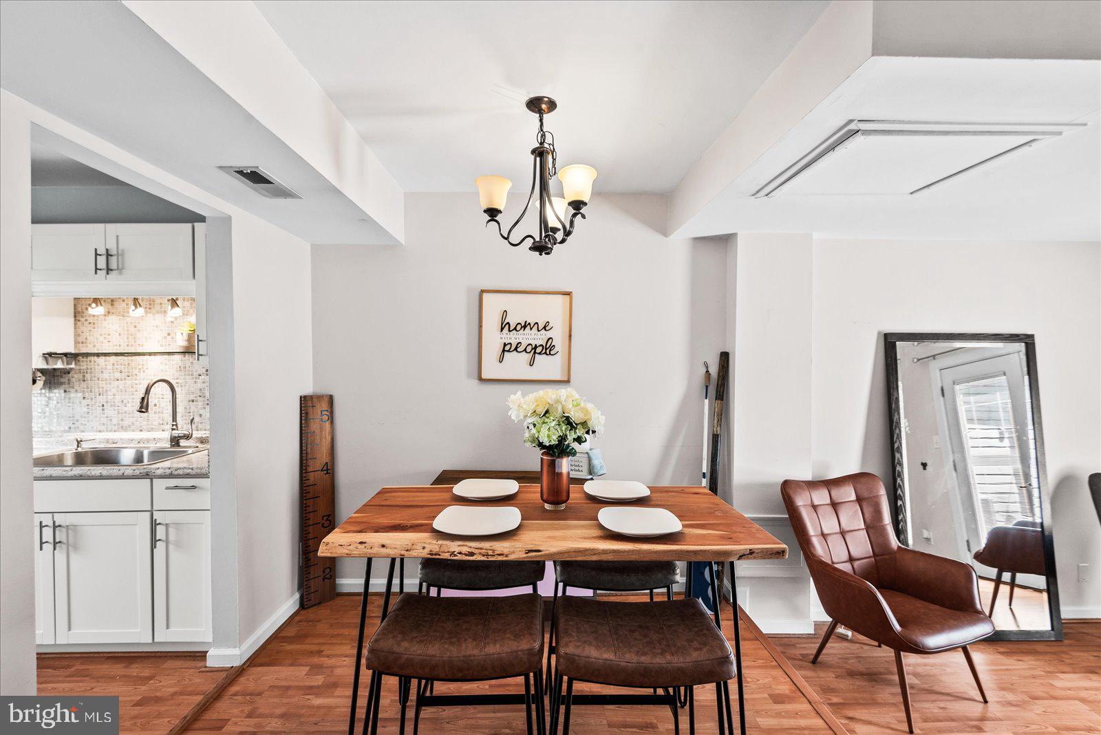 MILL GARDEN - Residential