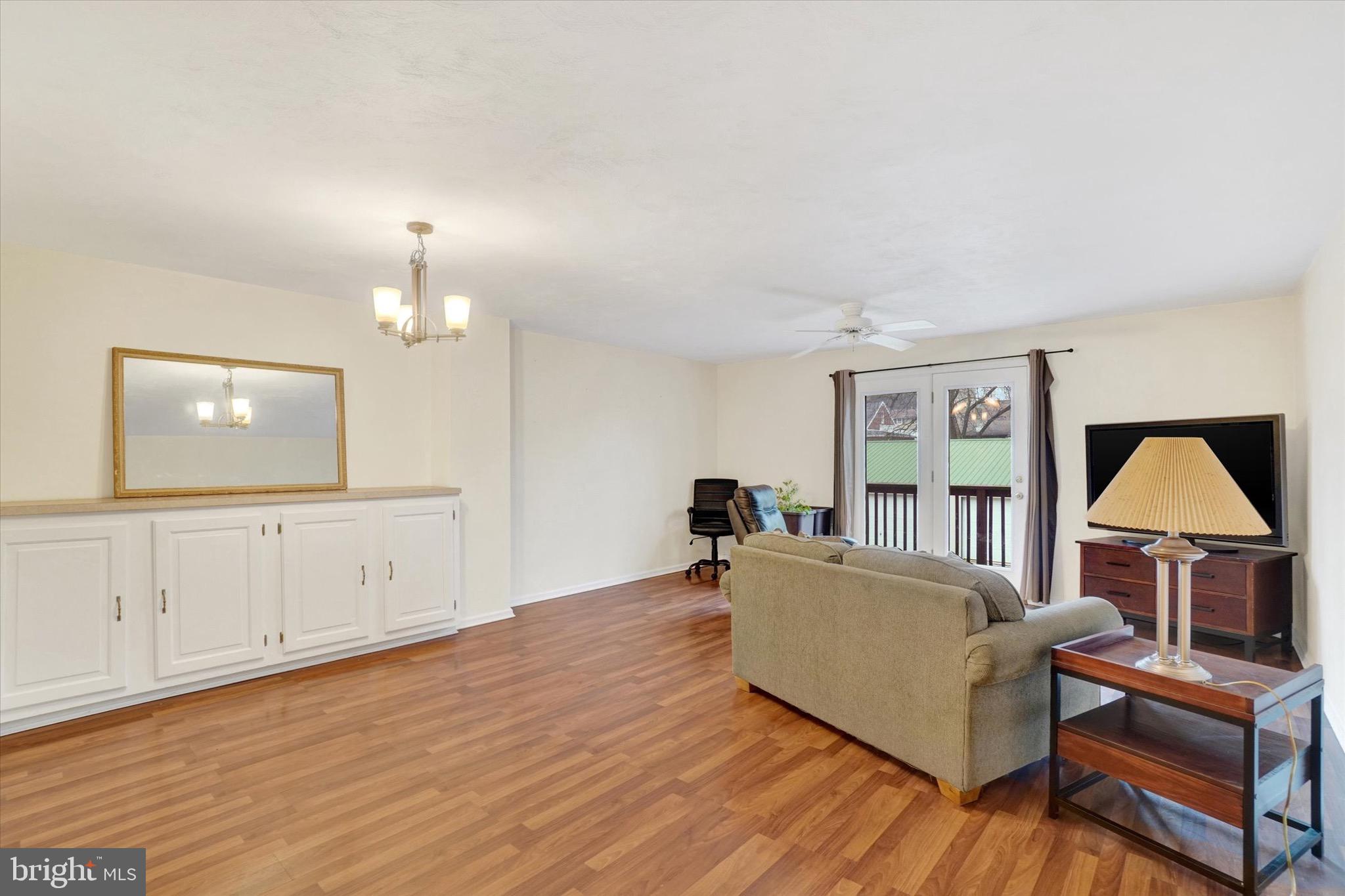 423 WELDON DRIVE 423