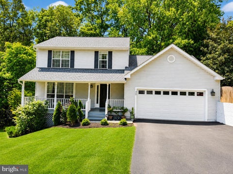 Photo of 40 Rocky Way Drive, STAFFORD, VA 22554 (MLS # VAST2054014)