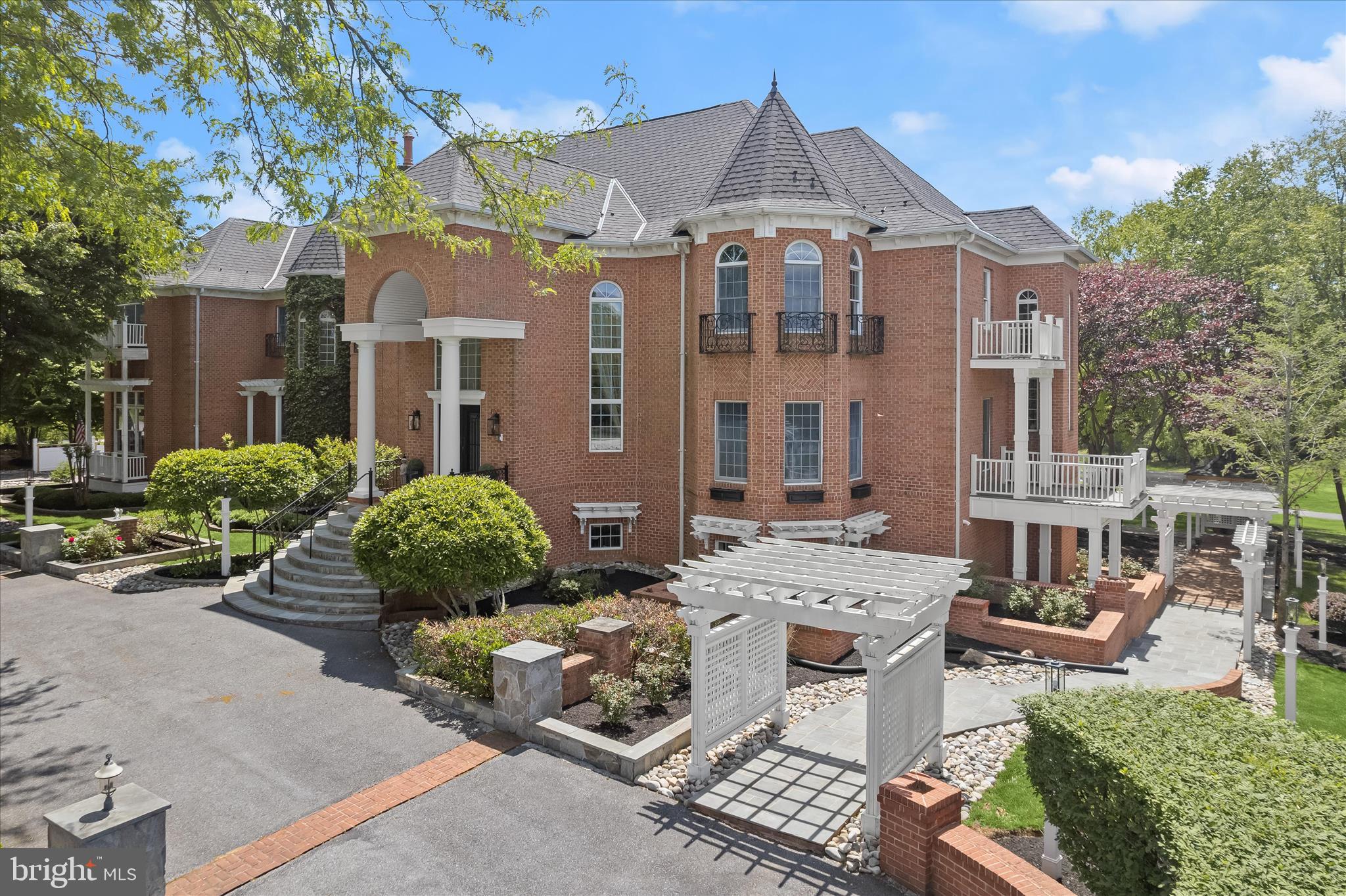 CATTAIL CREEK COUNTRY CLUB - Residential