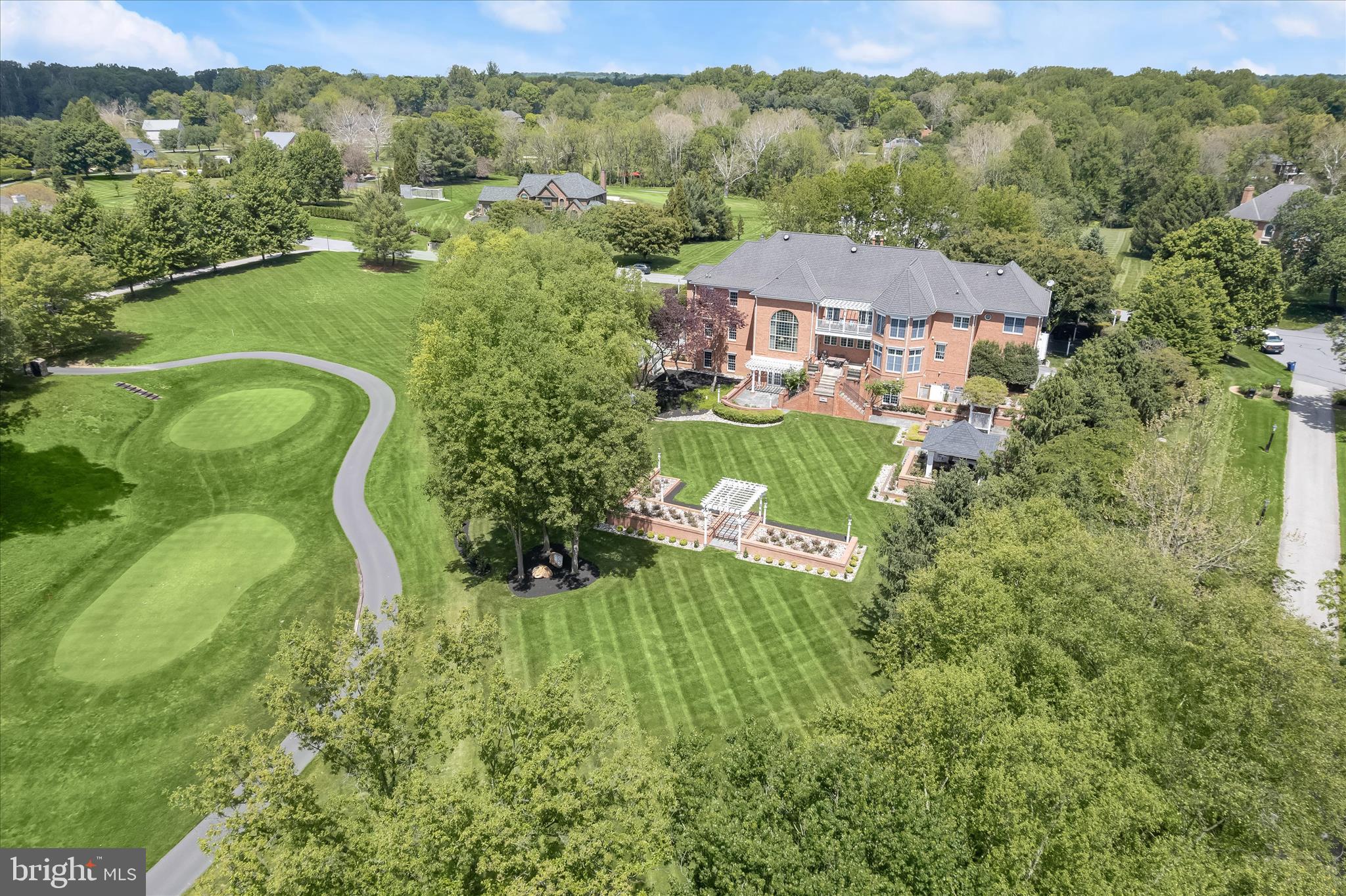 3644 BROADLEAF COURT