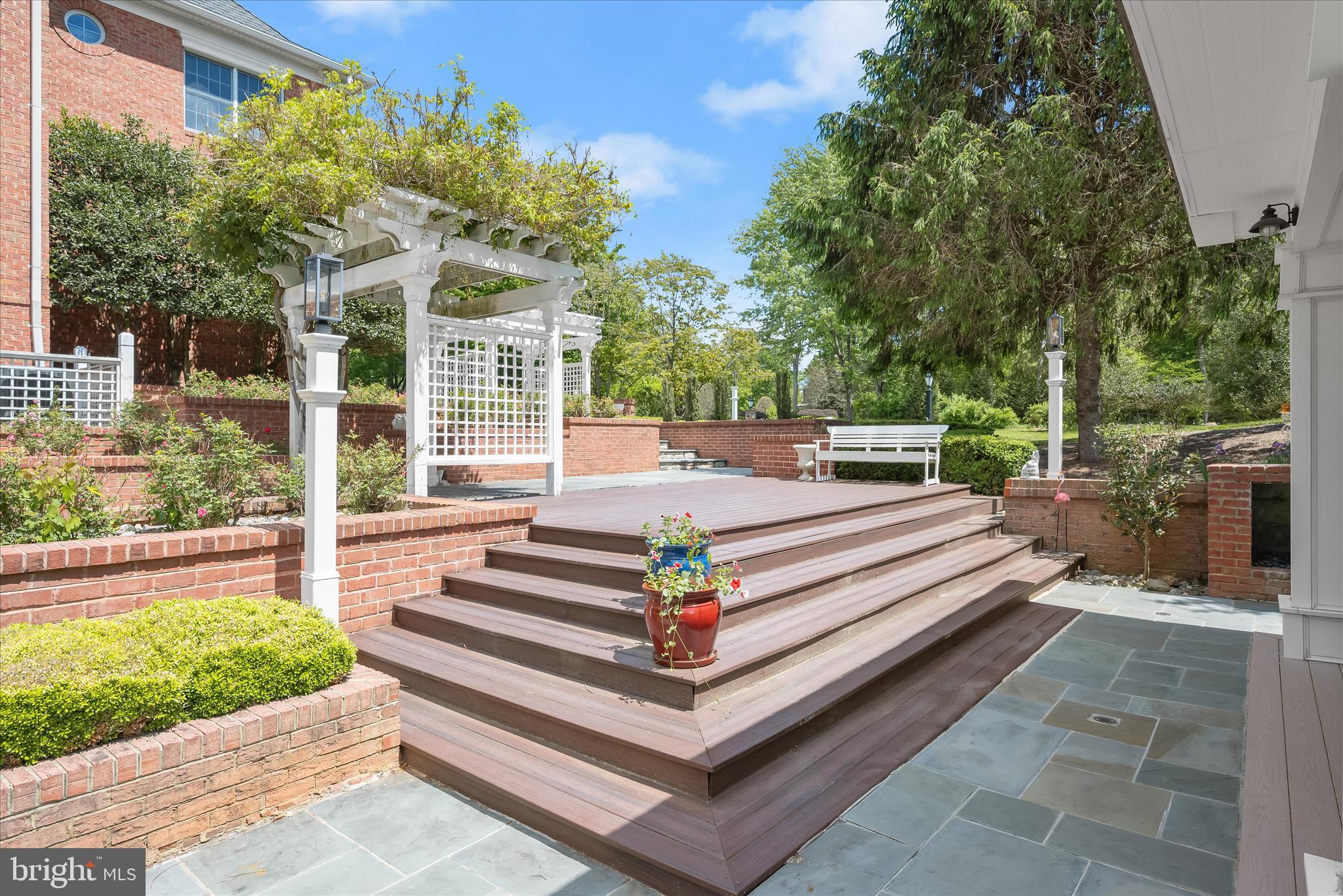 CATTAIL CREEK COUNTRY CLUB - Residential