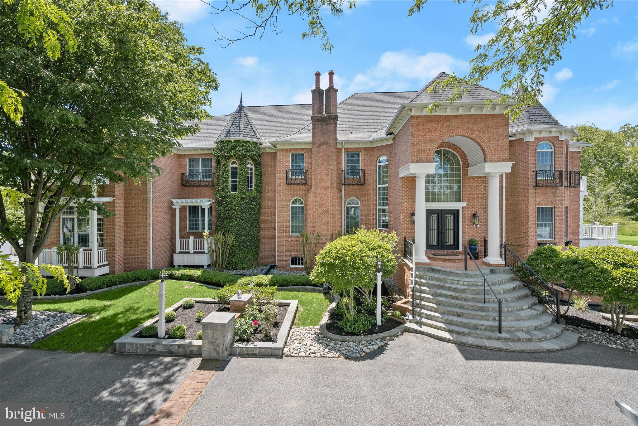 3644 BROADLEAF COURT