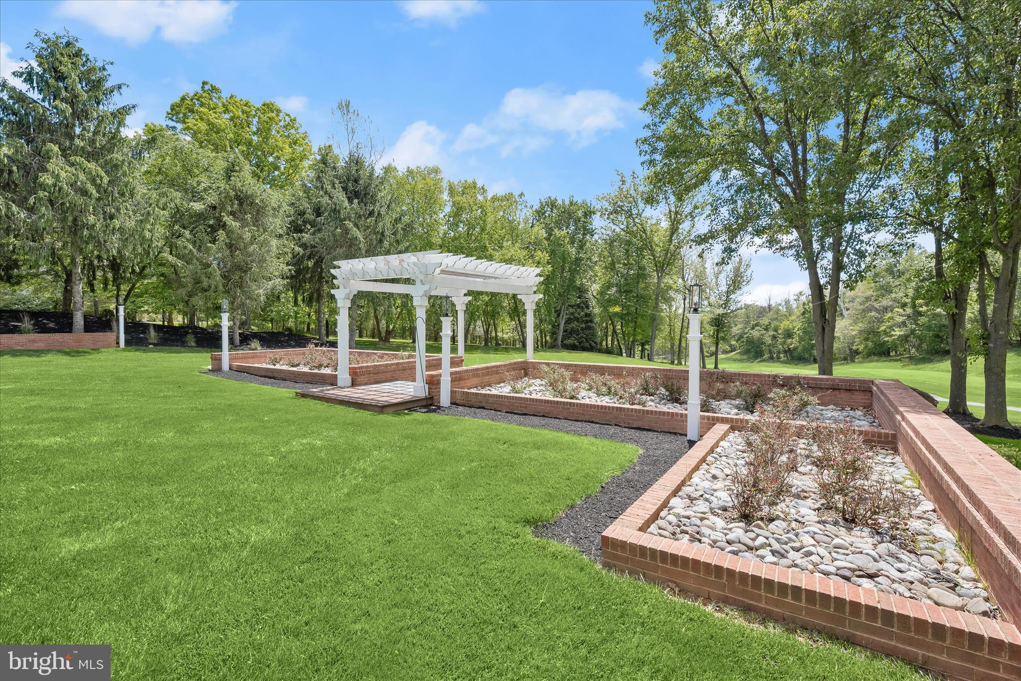 CATTAIL CREEK COUNTRY CLUB - Residential