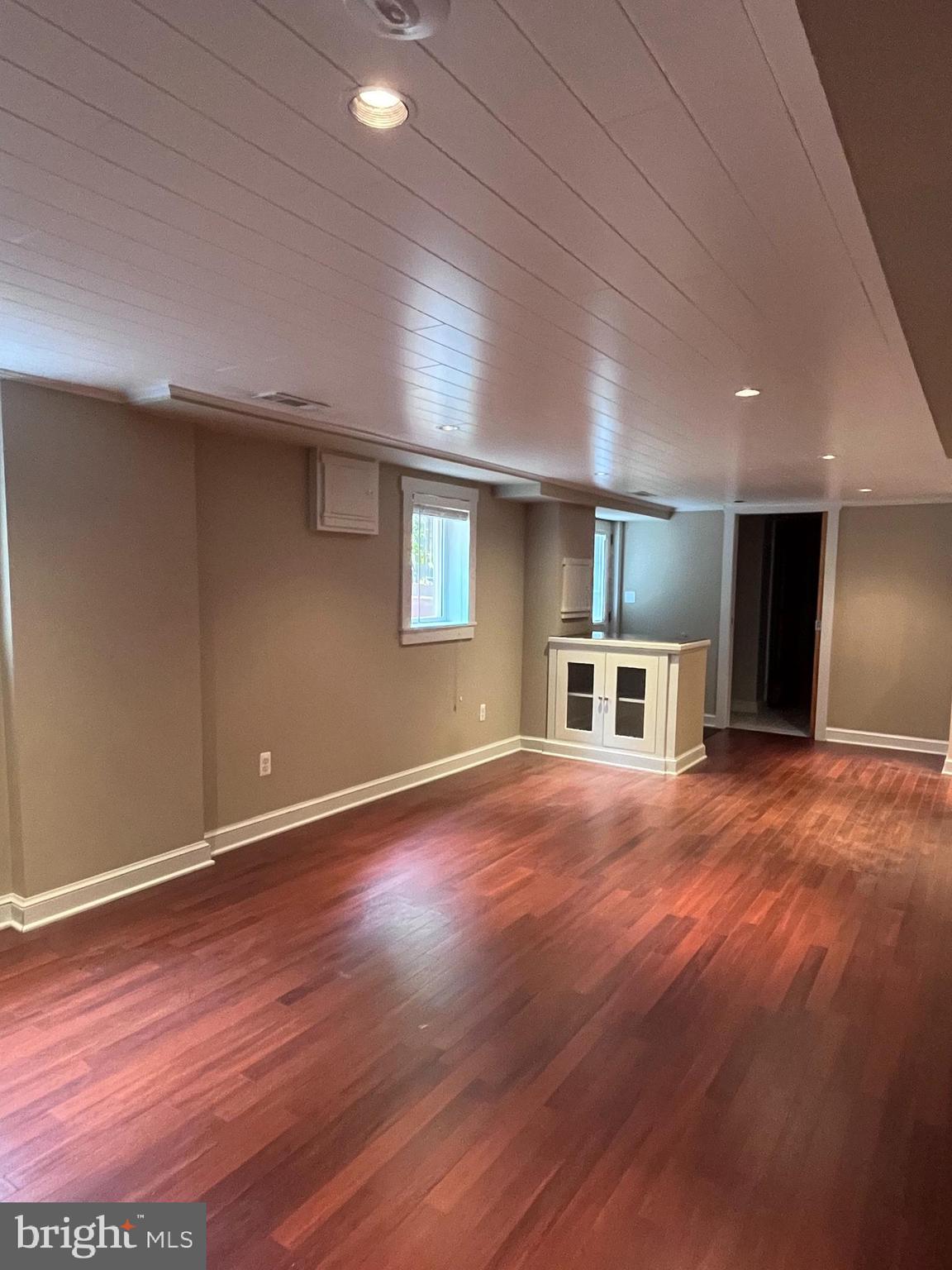 COBBDALE - Residential Lease