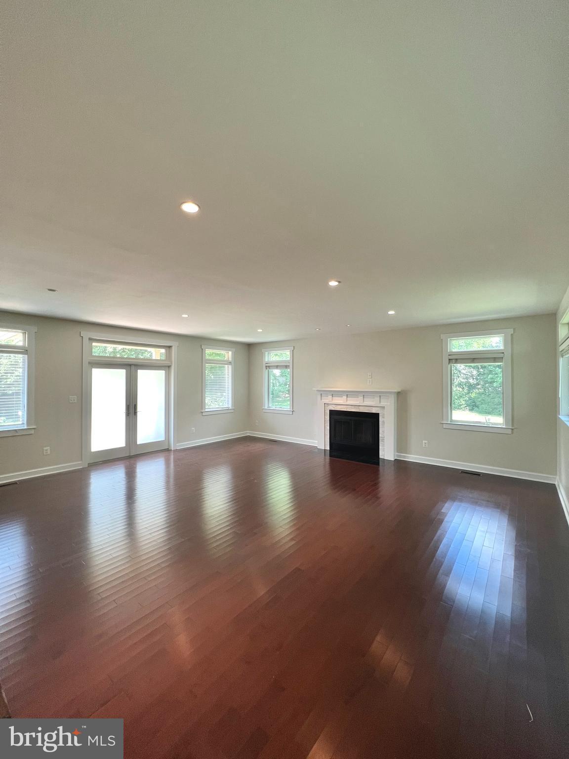 COBBDALE - Residential Lease