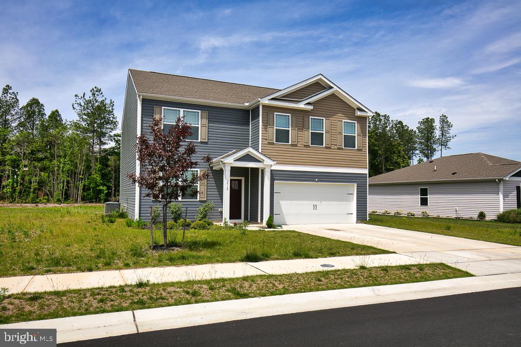 Come take a look at very Large Home within the Beautiful Sassafras Meadows Neighborhood. Home Features very low and affordable HOA. This newer construction home was built in 2023 by DR Horton is one of the largest homes they have to offer. There is an opportunity to purchase this newer home and not have to wait for new construction to be built. This Home has 5 Bedrooms and 2 full Bathrooms. This home features an enormous owners suite with an ensuite bathroom. This home features an open floor plan, flex room, and many more features that any buyer would love. Book your appointment today before it's gone.