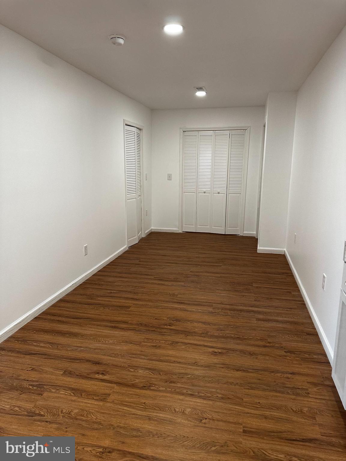 LEES PARKE - Residential Lease