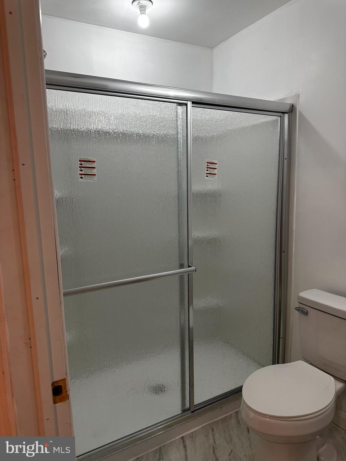 LEES PARKE - Residential Lease