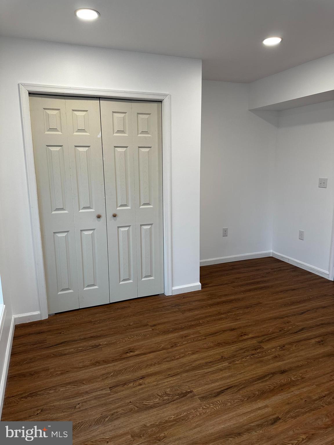 LEES PARKE - Residential Lease