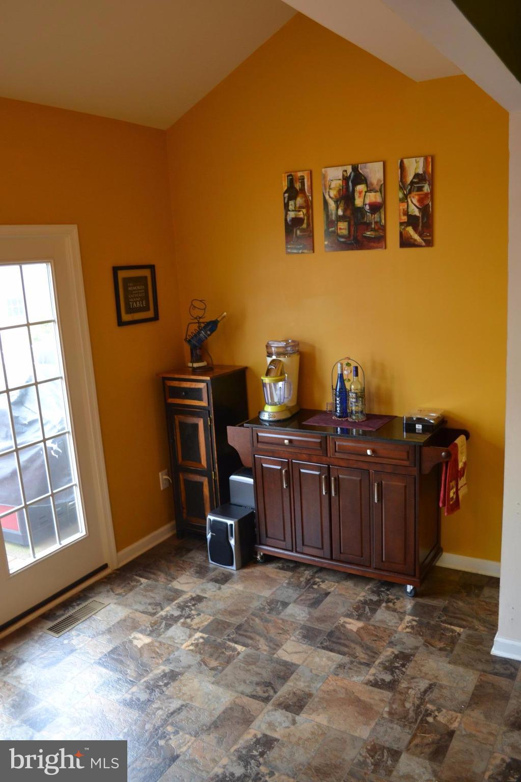 TANYARD SPRINGS - Residential