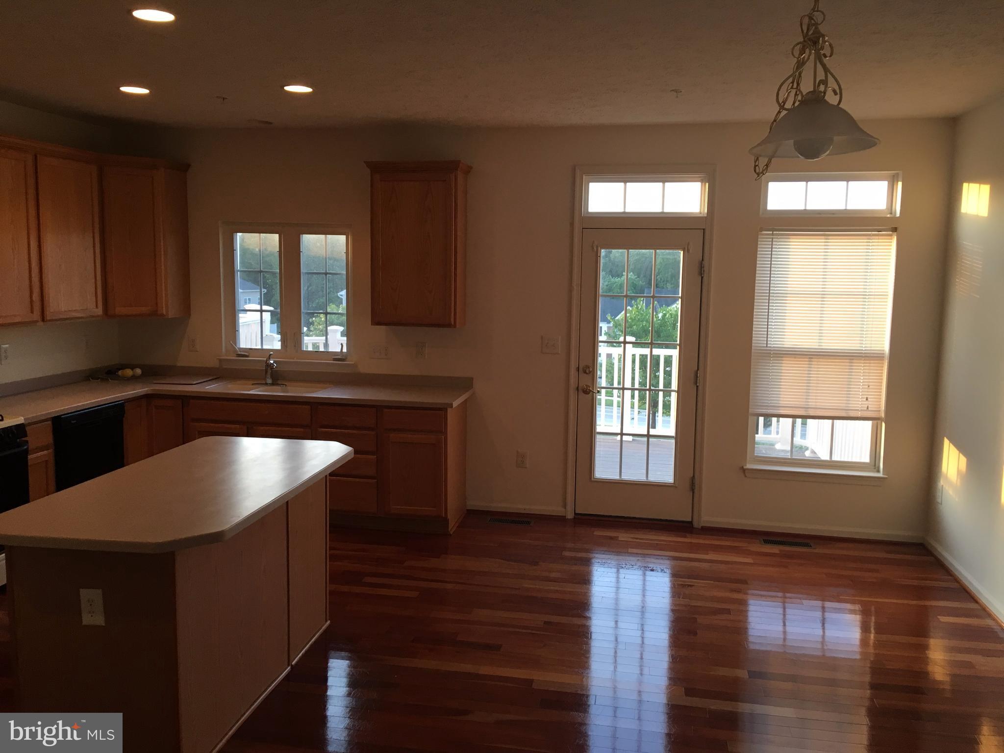 VILLAGES OF DORCHESTER - Residential Lease